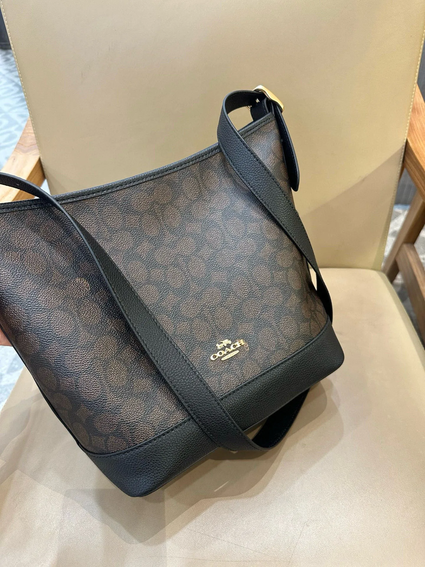 All Categories Coach Women's Bags (COACH) Coach CBH20