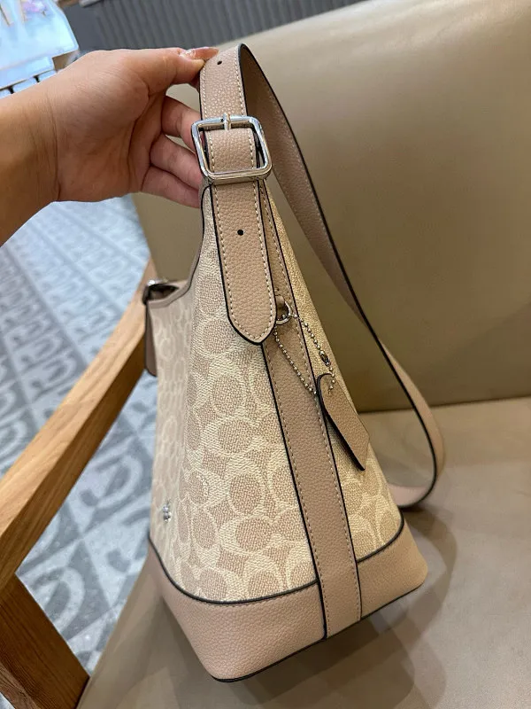All Categories Coach Women's Bags (COACH) Coach CBH20
