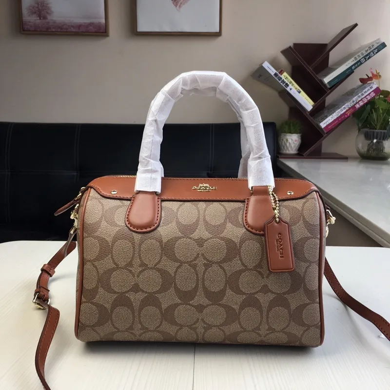 All Categories Official Website "Brand Women's Bags" Women's Bags 💙 COACH 2023 latest COACH crossbody bag