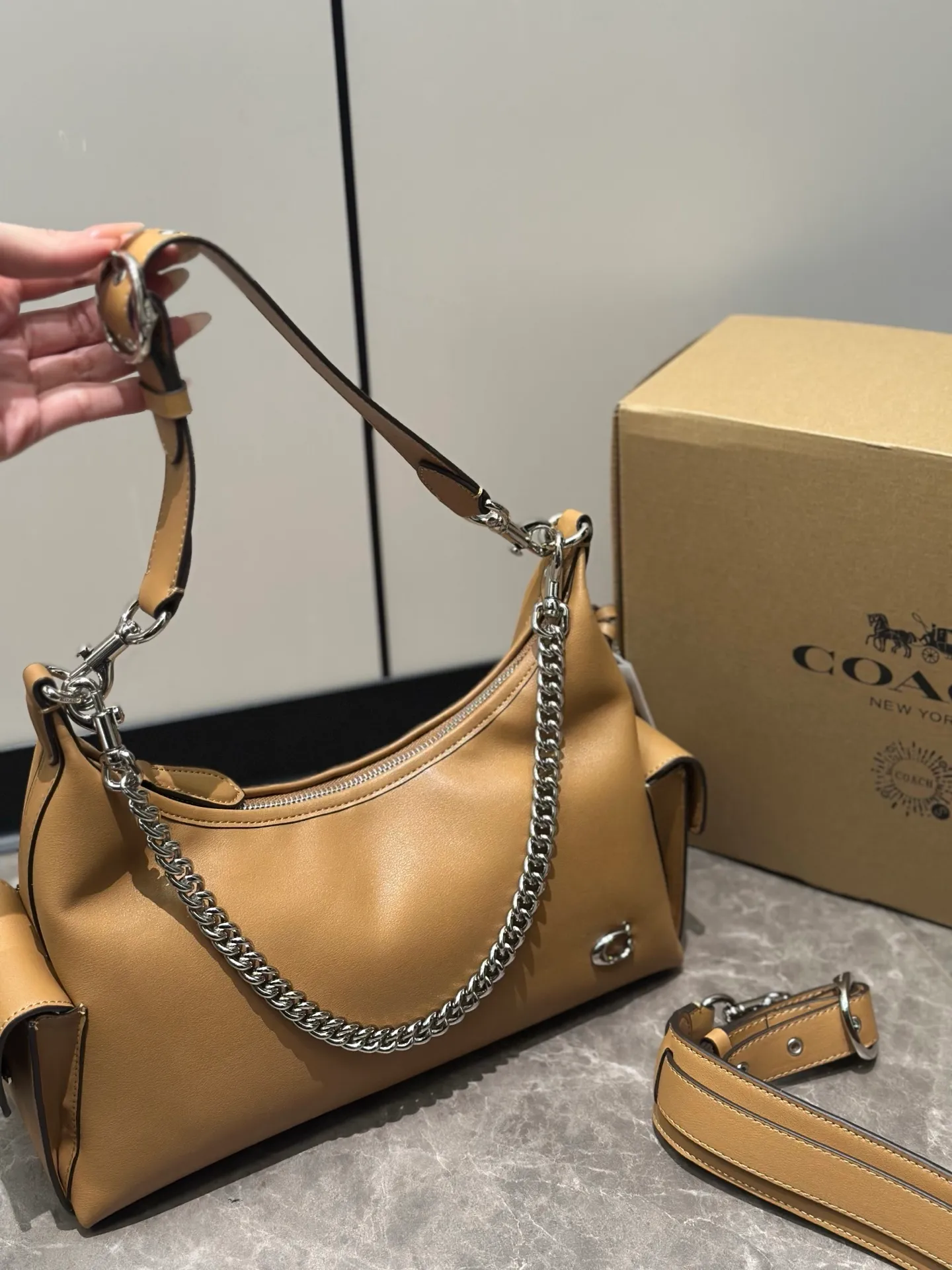 All Categories Official Website "Brand Women's Bags" Women's Bags 💙 COACH 2026 New COACH Underarm Bag