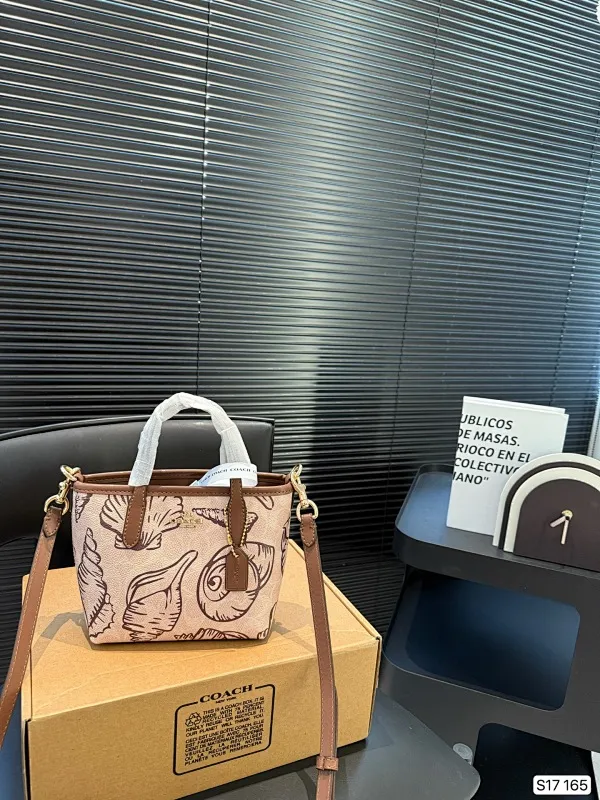 All Categories Official Website "Brand Women's Bags" Women's Bags 💙 COACH 2025 New COACH Crossbody Bag