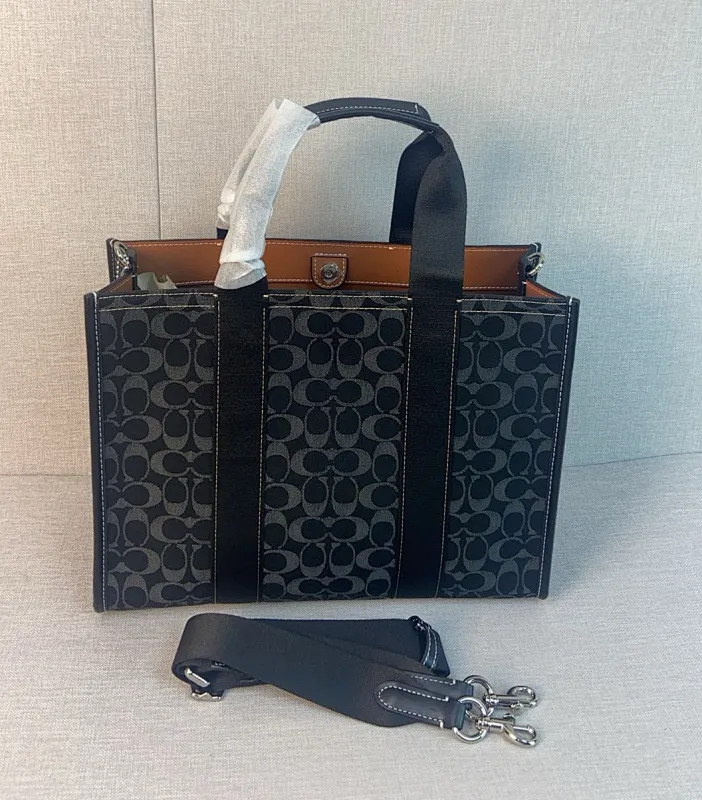 All Categories Coach Women's Bags (COACH) Coach CM067