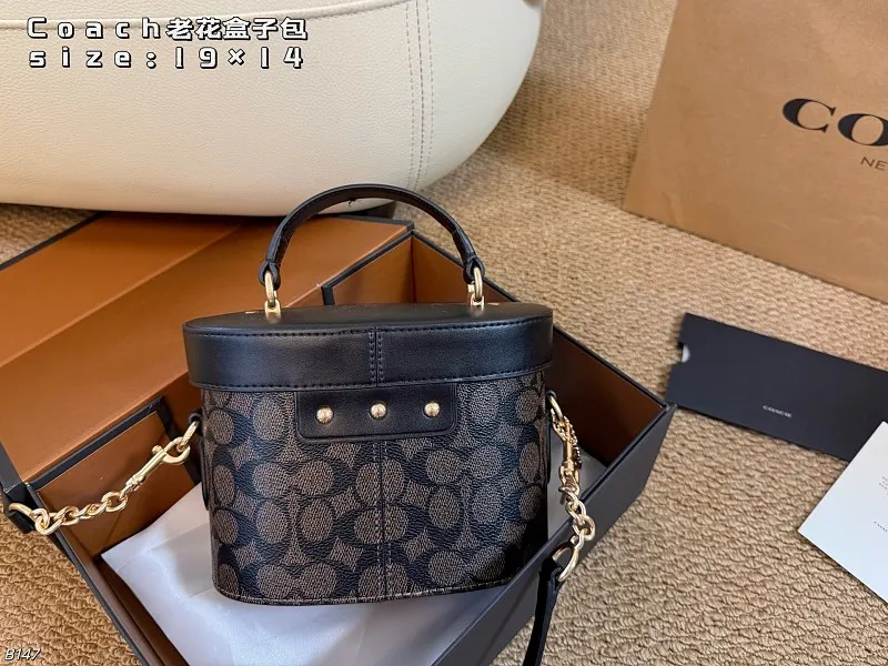 All Categories Official Website "Brand Women's Bags" Women's Bags 💙 COACH 2026 New COACH Presbyopia Box Bag