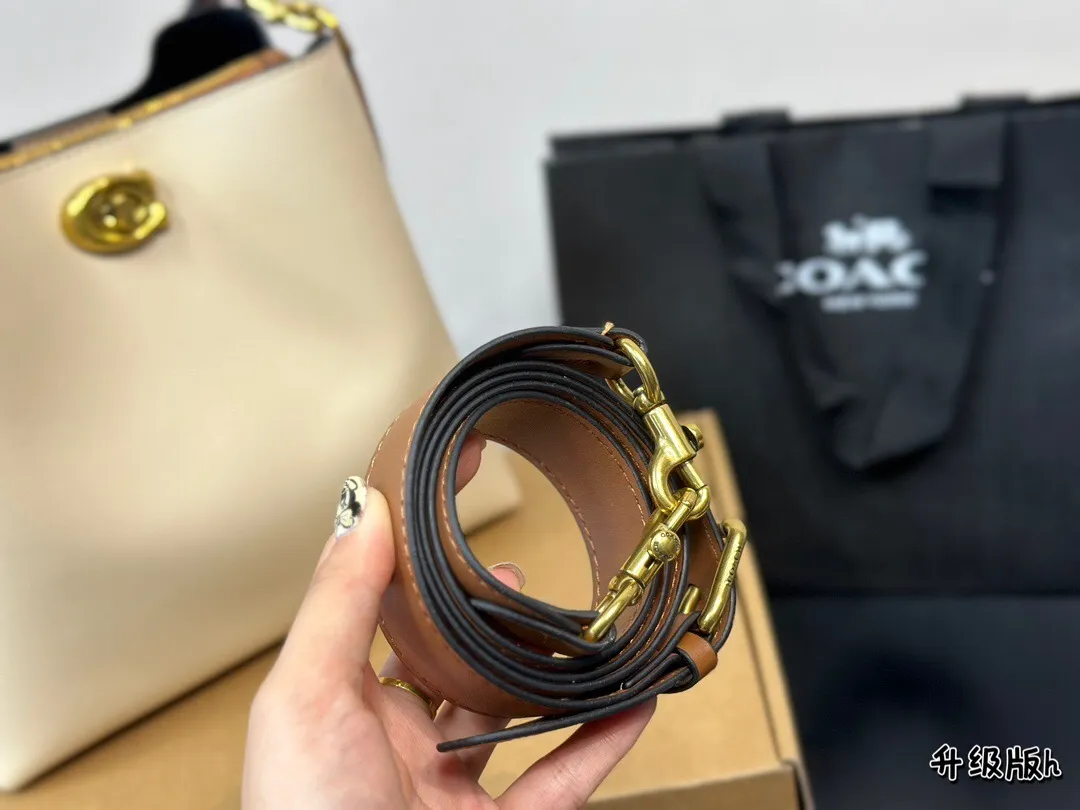 All Categories Official Website "Brand Women's Bags" Women's Bags 💙 COACH 2024 Official Website New COACH Underarm Bag