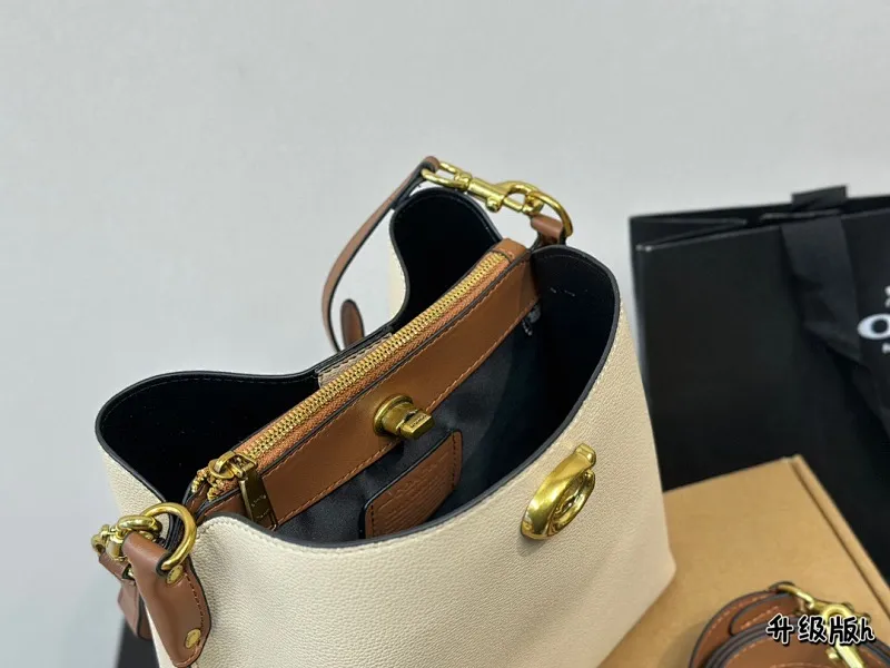 All Categories Official Website "Brand Women's Bags" Women's Bags 💙 COACH 2024 Official Website New COACH Underarm Bag