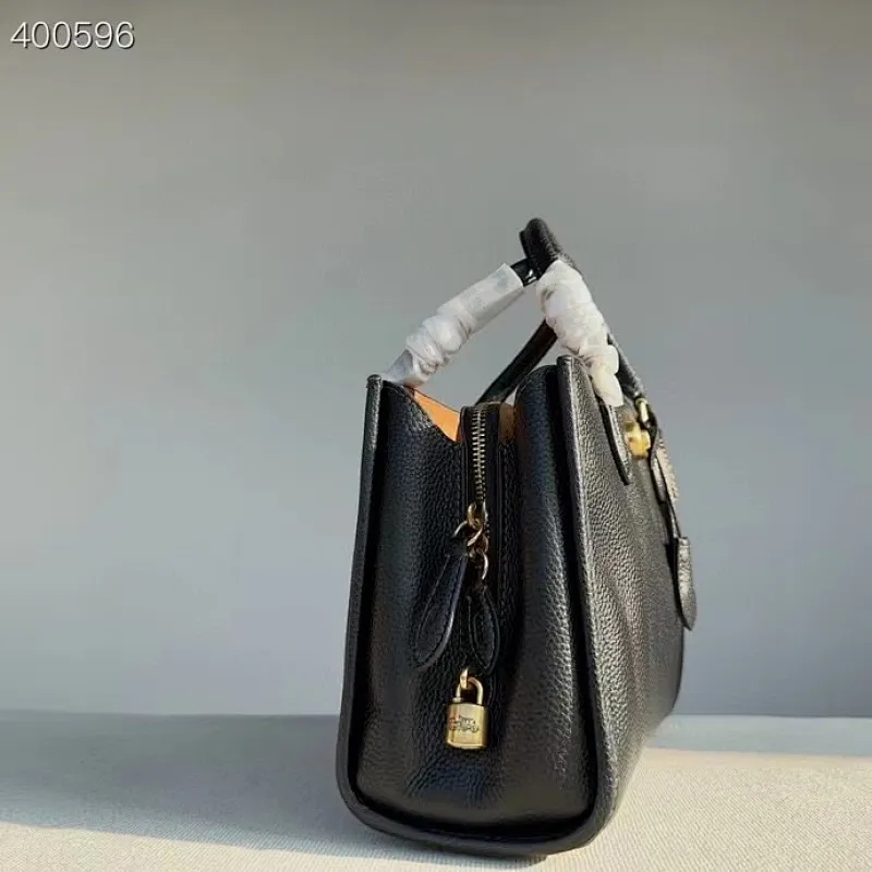 All Categories Official Website "Brand Women's Bags" Women's Bags 💙 COACH 2023 latest COACH crossbody bag