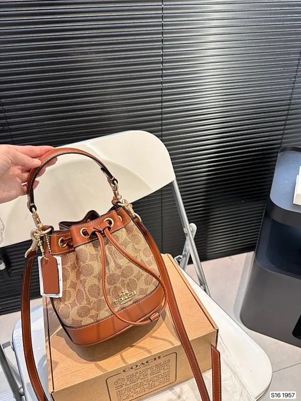 All Categories Official Website "Brand Women's Bags" Women's Bags 💙 COACH 2024 Official Website New COACH Bucket Bag