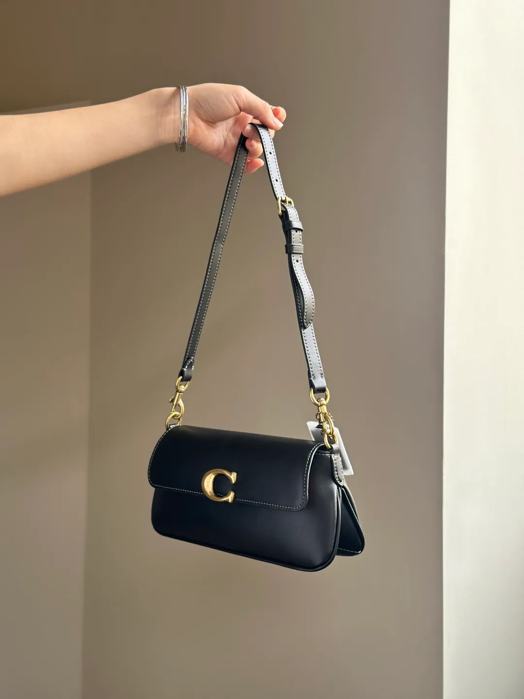 All Categories Official Website "Brand Women's Bags" Women's Bags 💙 COACH 2026 New COACH Underarm Bag