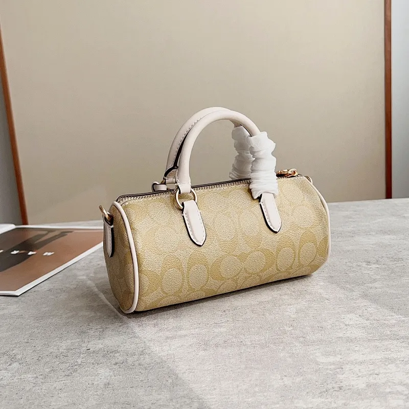 All Categories Official Website "Brand Women's Bags" Women's Bags 💙 COACH 2023 latest COACH crossbody bag