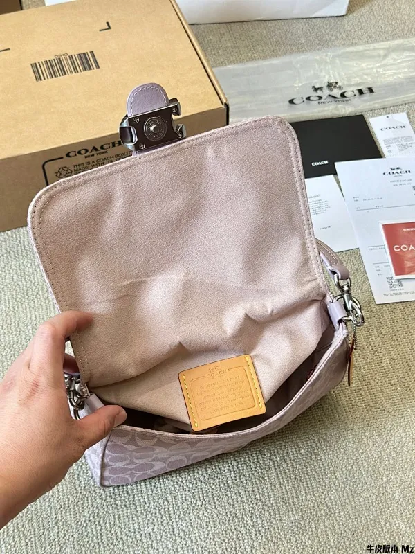 All Categories Official Website "Brand Women's Bags" Women's Bags 💙 COACH 2024 Official Website New COACH Crossbody Bag
