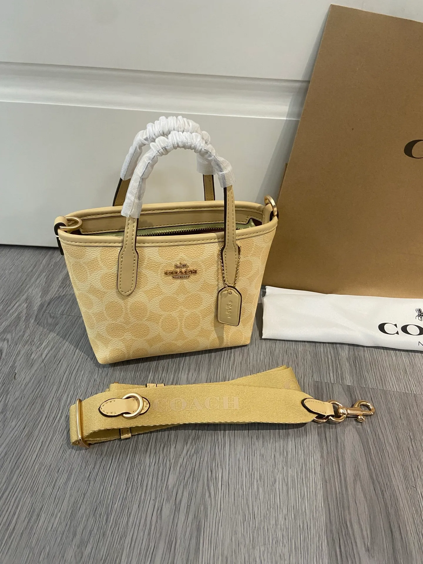 All Categories Coach Women's Bags (COACH) Coach CW032