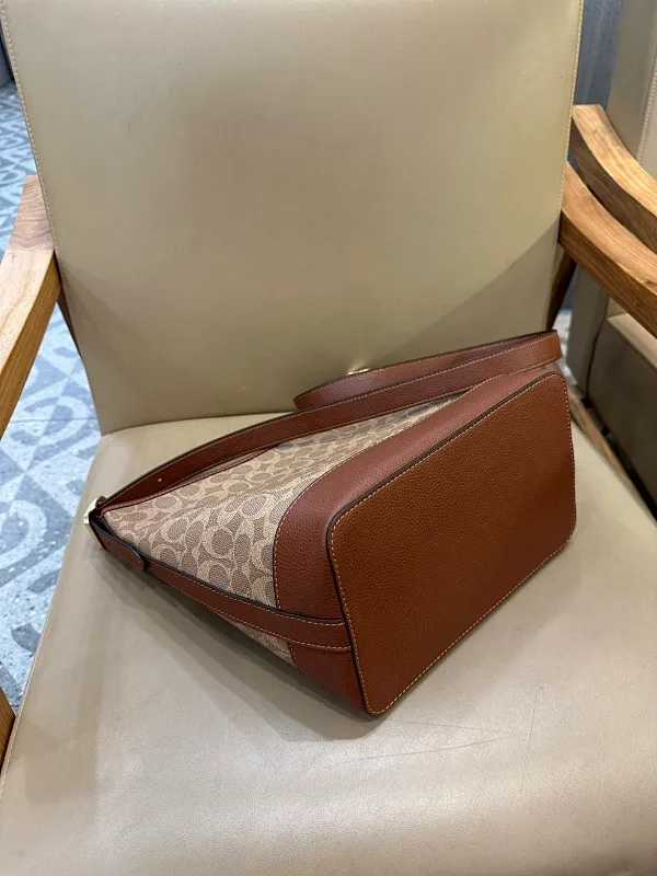 All Categories Coach Women's Bags (COACH) Coach CBH20