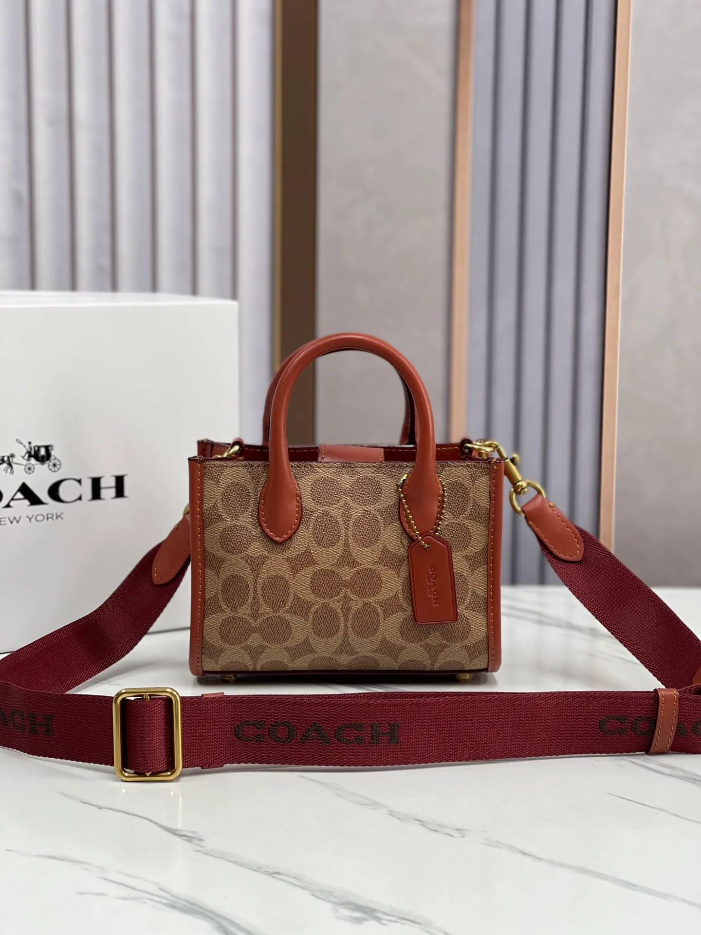 Batch 420💰coach/Coach new small model model CT890/CT891 counter new ACE carriage pattern women's tote bag single shoulder crossbody handheld tote bag double shoulder strap design size: 18·13·8