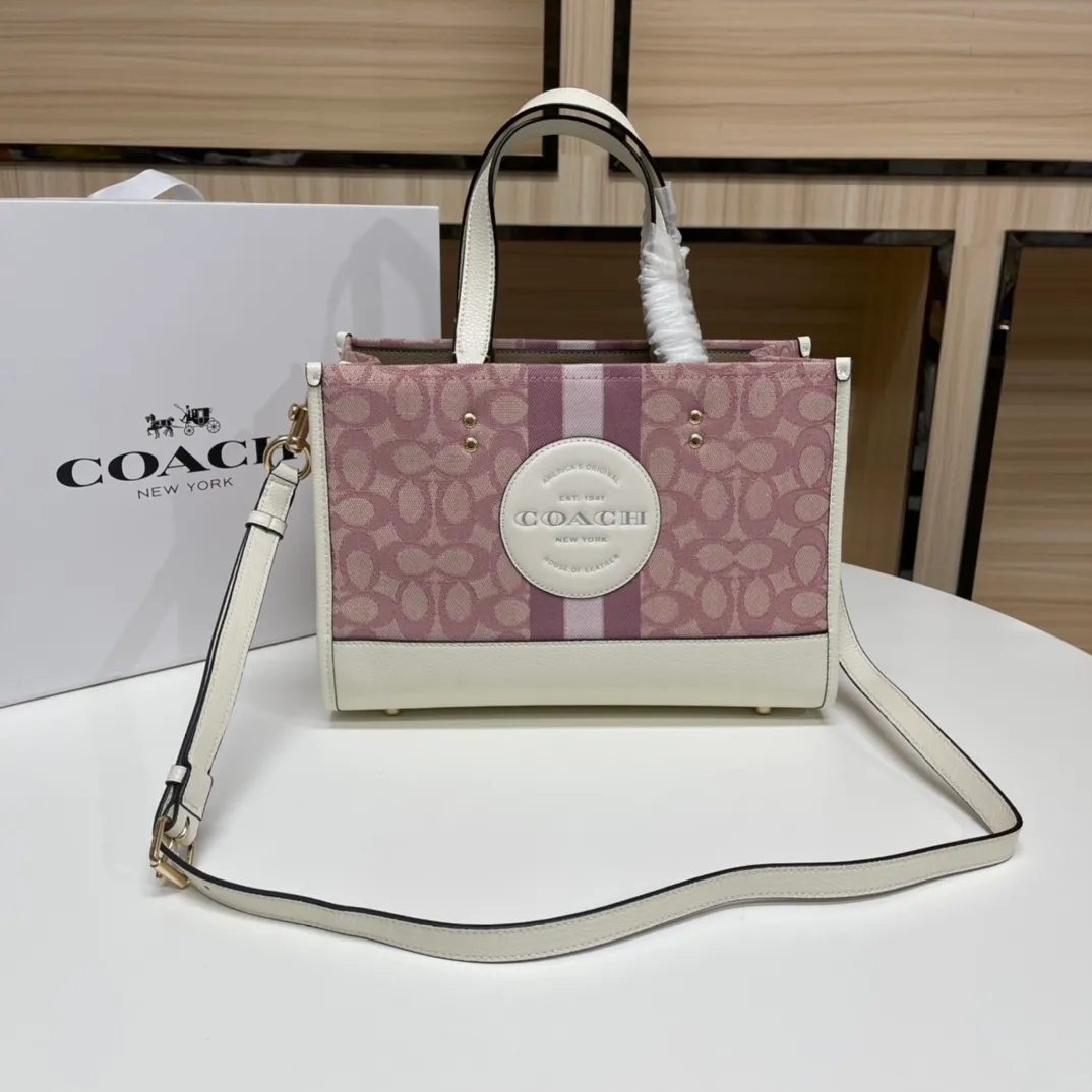Batch 440💰. coach/Coach new model C7685 Butot horizontal series, latest style design, large round cake LOGO, very iconic, big C with hemp thread old flower embroidery, size about 30X23
