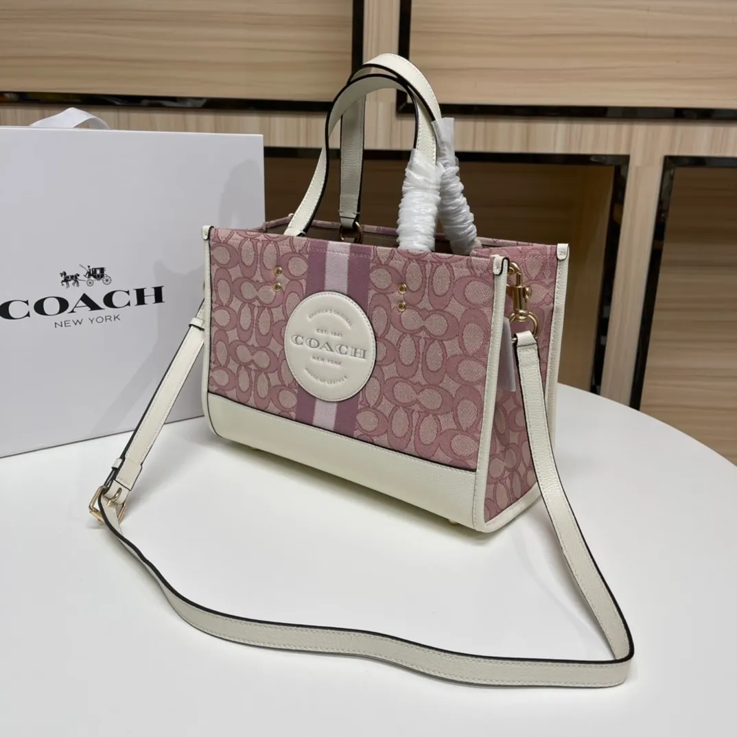 Batch 440💰. coach/Coach new model C7685 Butot horizontal series, latest style design, large round cake LOGO, very iconic, big C with hemp thread old flower embroidery, size about 30X23