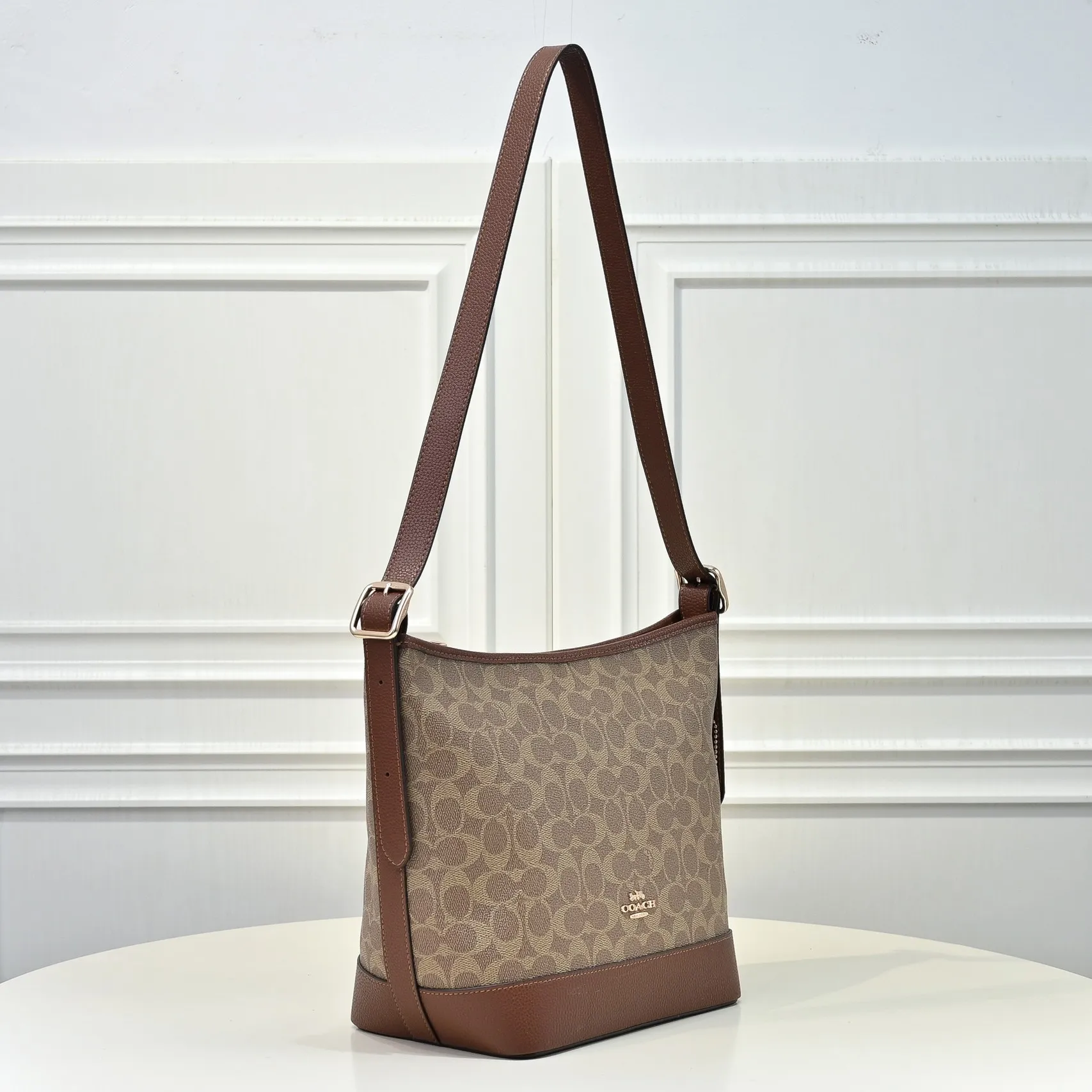 P380 [Top original order] Style number: CBH20 Size: 23*28.5*11.5cm