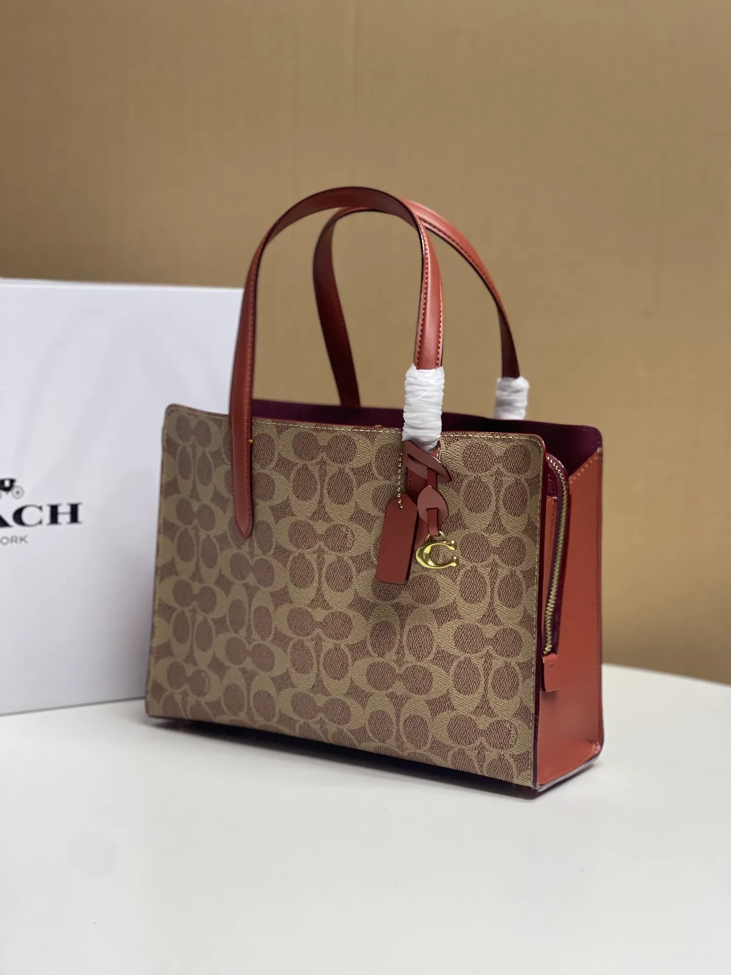 Batch 460💰COACH/Coach new women’s classic logo CJ806 CARTER CARRYALL No. 28 handbag, size 28 20 10