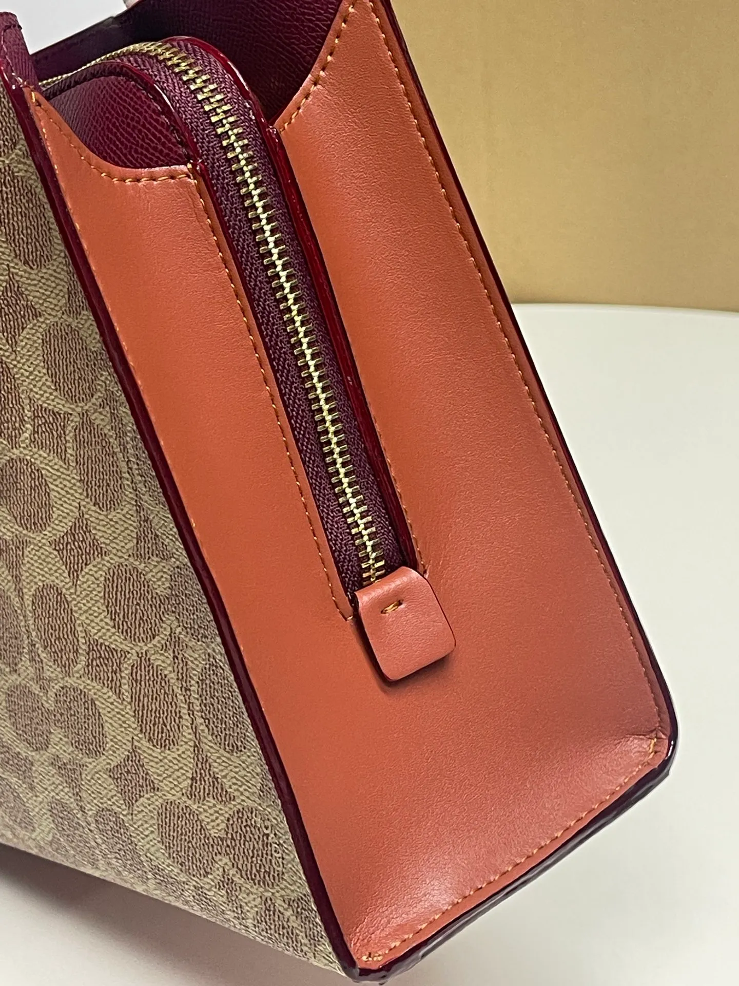 Batch 460💰COACH/Coach new women’s classic logo CJ806 CARTER CARRYALL No. 28 handbag, size 28 20 10