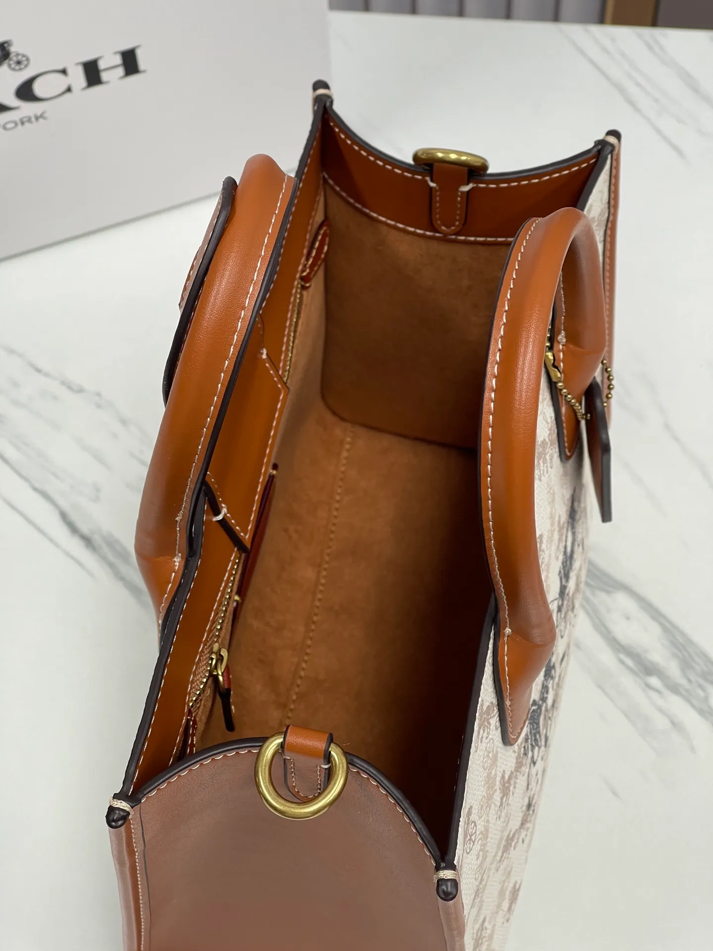 Top original order batch 460💰coach/Coach new model CR680 counter new ACE carriage pattern women's tote bag single shoulder crossbody handheld tote bag double shoulder strap design size: 26X20.5X12