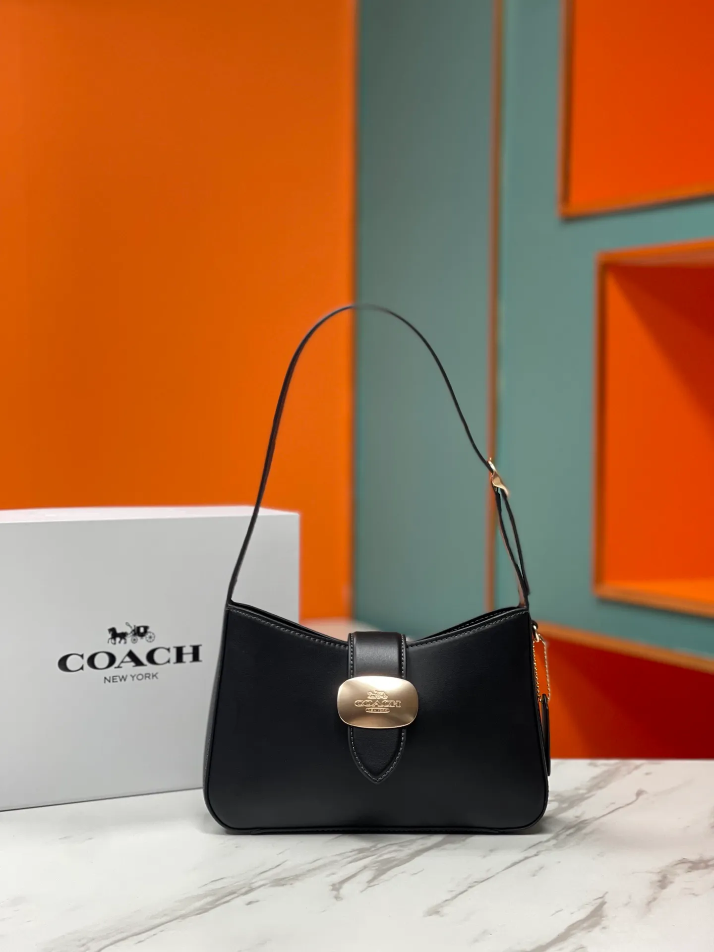 Top original order, batch 400💰Coach counter new model Eliza hobo underarm bag, model CR528. Size 25X6X17