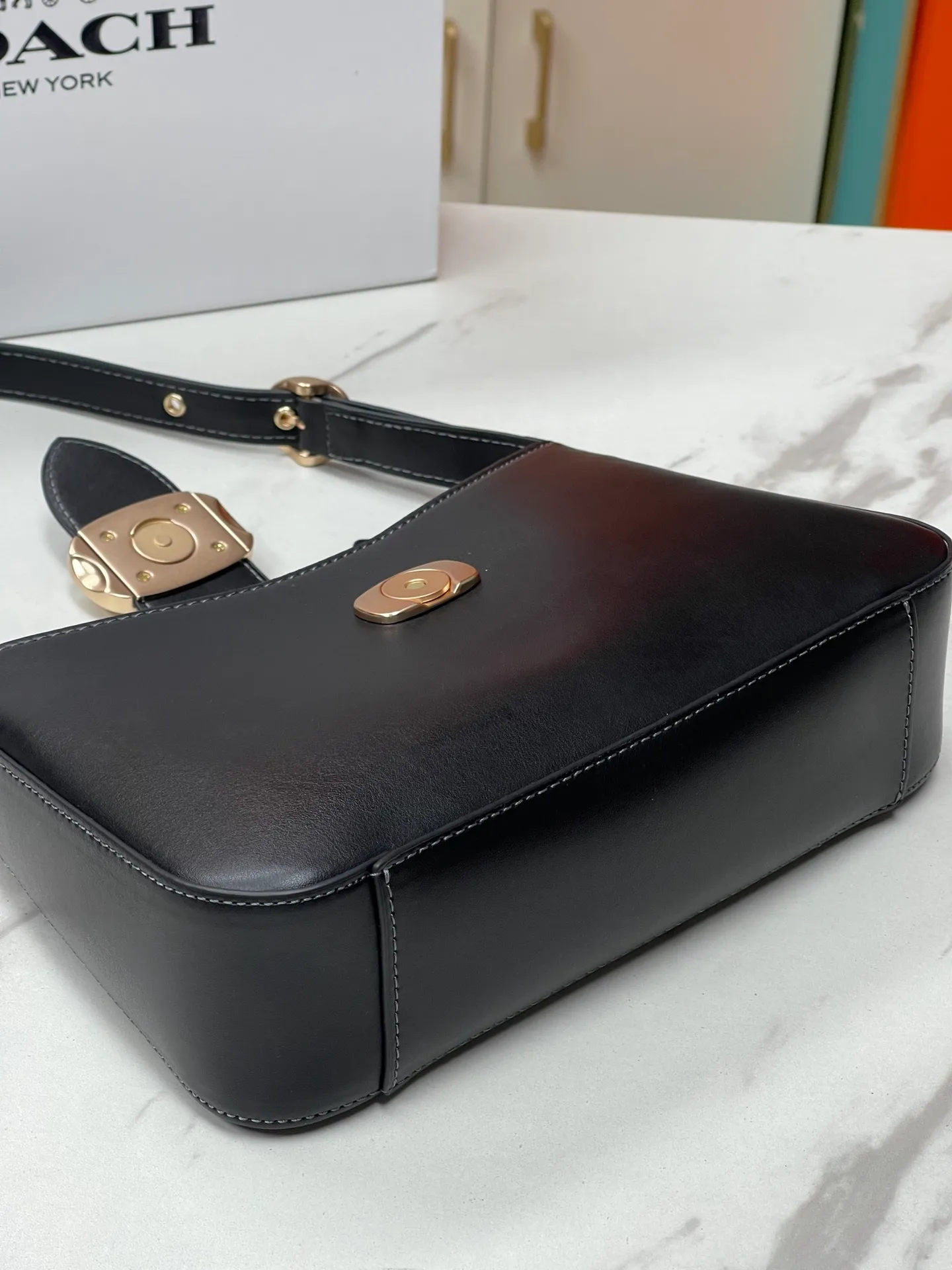 Top original order, batch 400💰Coach counter new model Eliza hobo underarm bag, model CR528. Size 25X6X17
