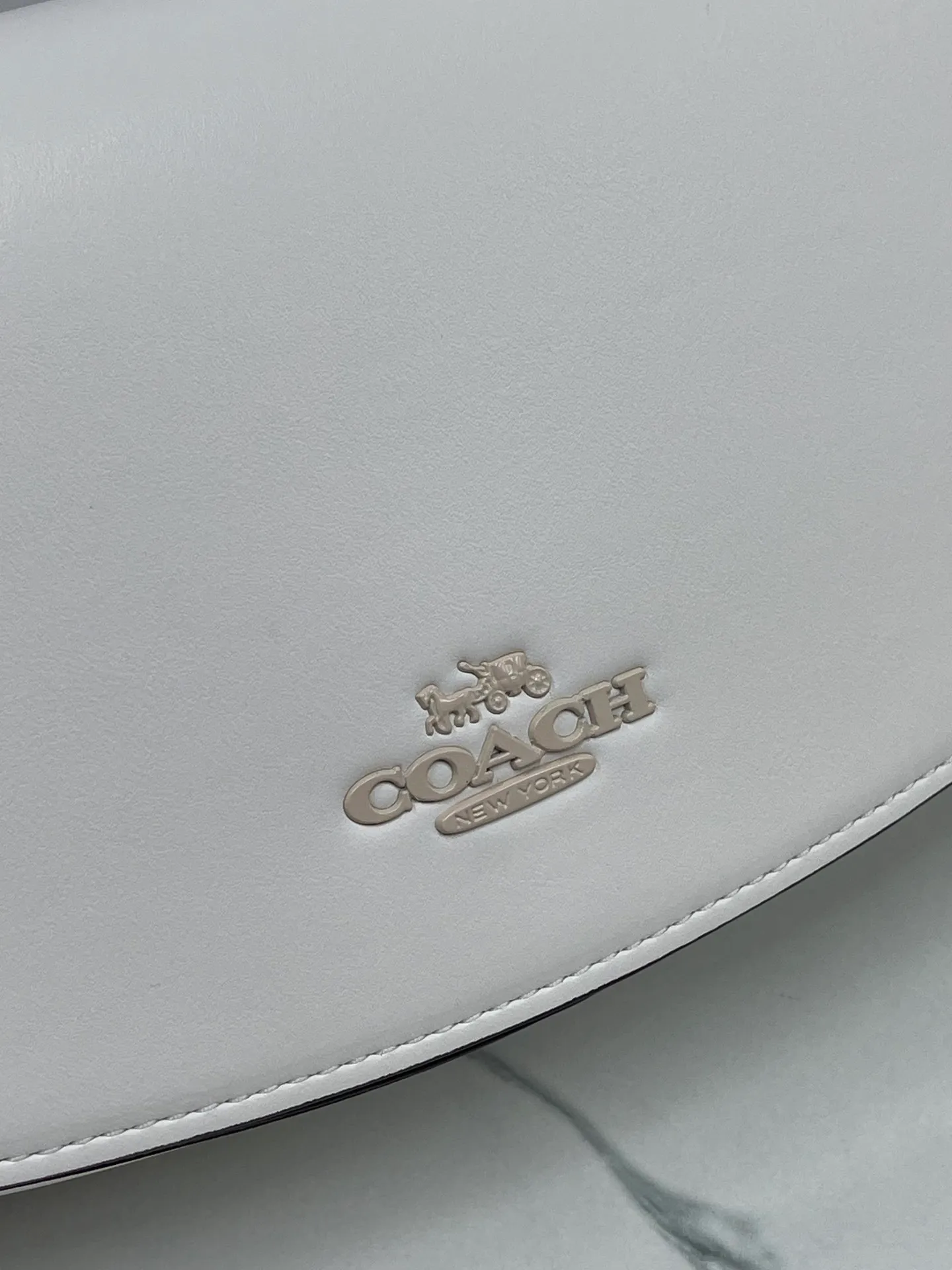 P390🍑Coach/Coach’s new June Satchel. CT776 small bag has that kind of matching feeling and the leather texture is great. Size 23/20/8.5