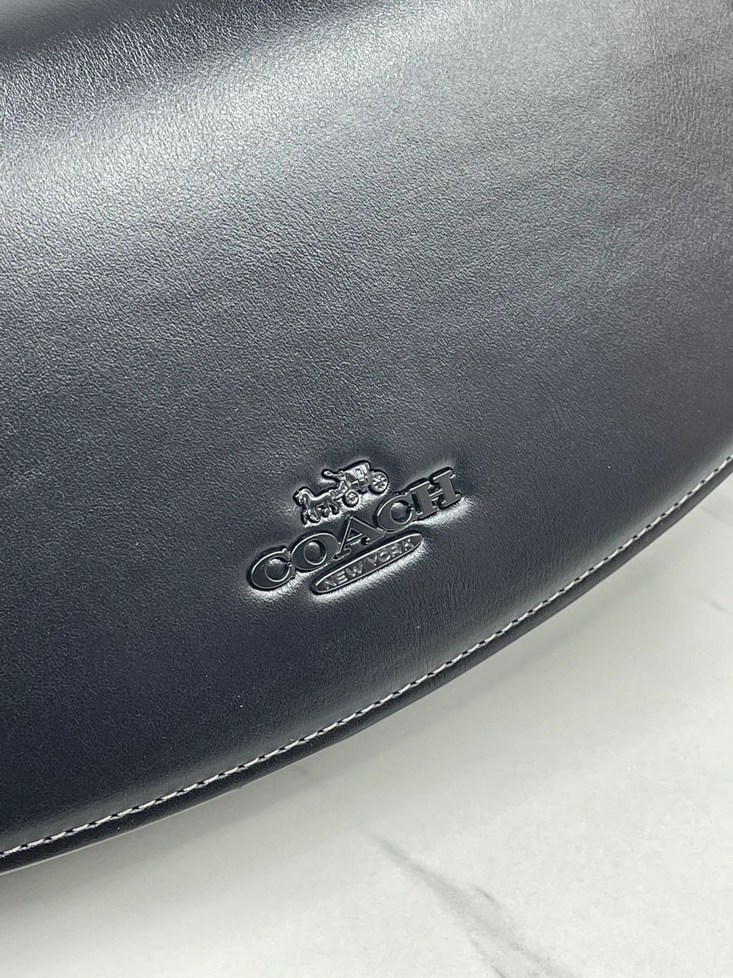 P390🍑Coach/Coach’s new June Satchel. CT776 small bag has that kind of matching feeling and the leather texture is great. Size 23/20/8.5