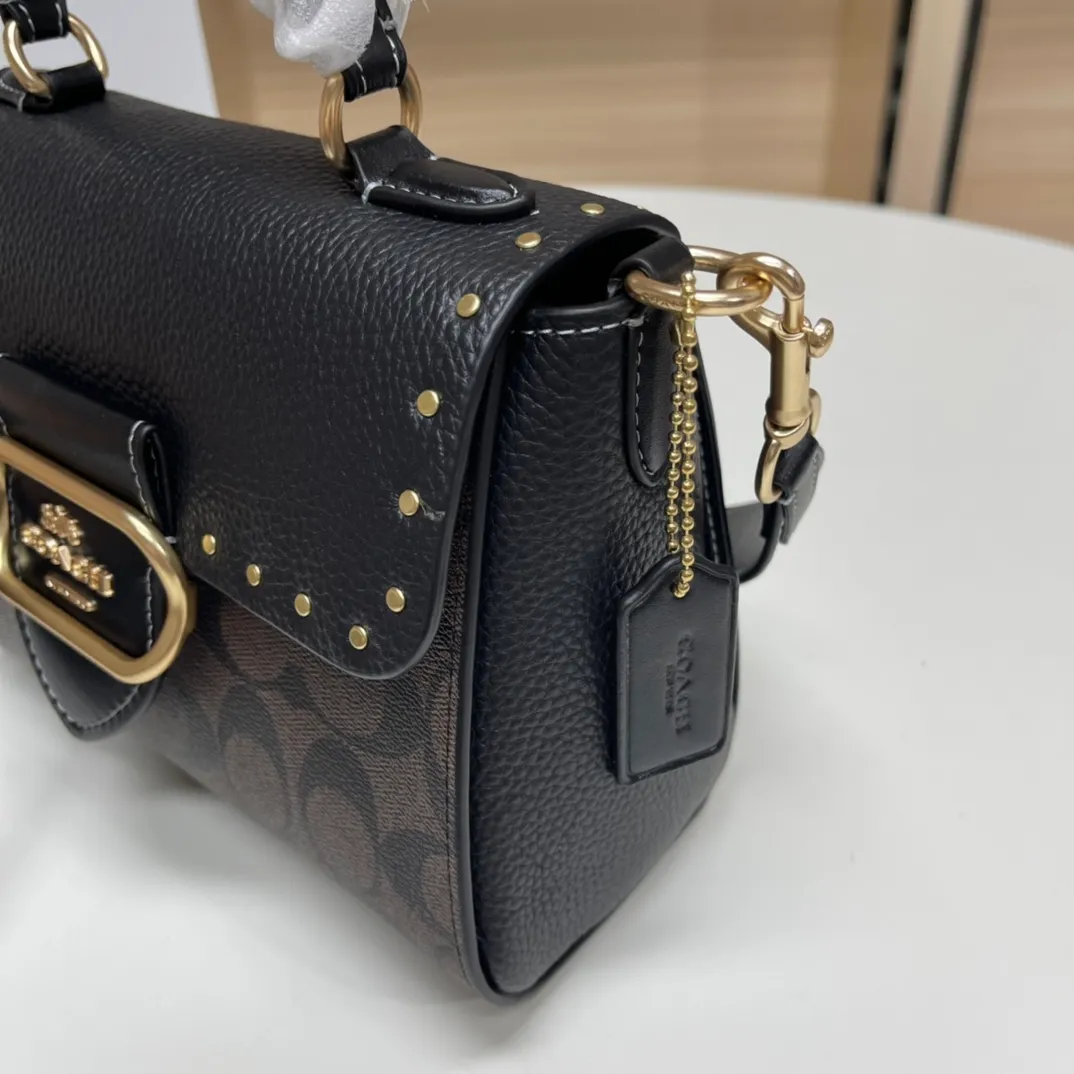 Top original order, batch 520💰Coach counter new synchronized [rose][rose][rose] model CF322 Morgan Tophandle modern retro style has a classic, calm and atmospheric feeling and is very personalized, buckle opening, casual and natural, has a leisurely and lazy feeling ~ It has a detachable long shoulder strap and the capacity is sufficient. Size: 21*16*6