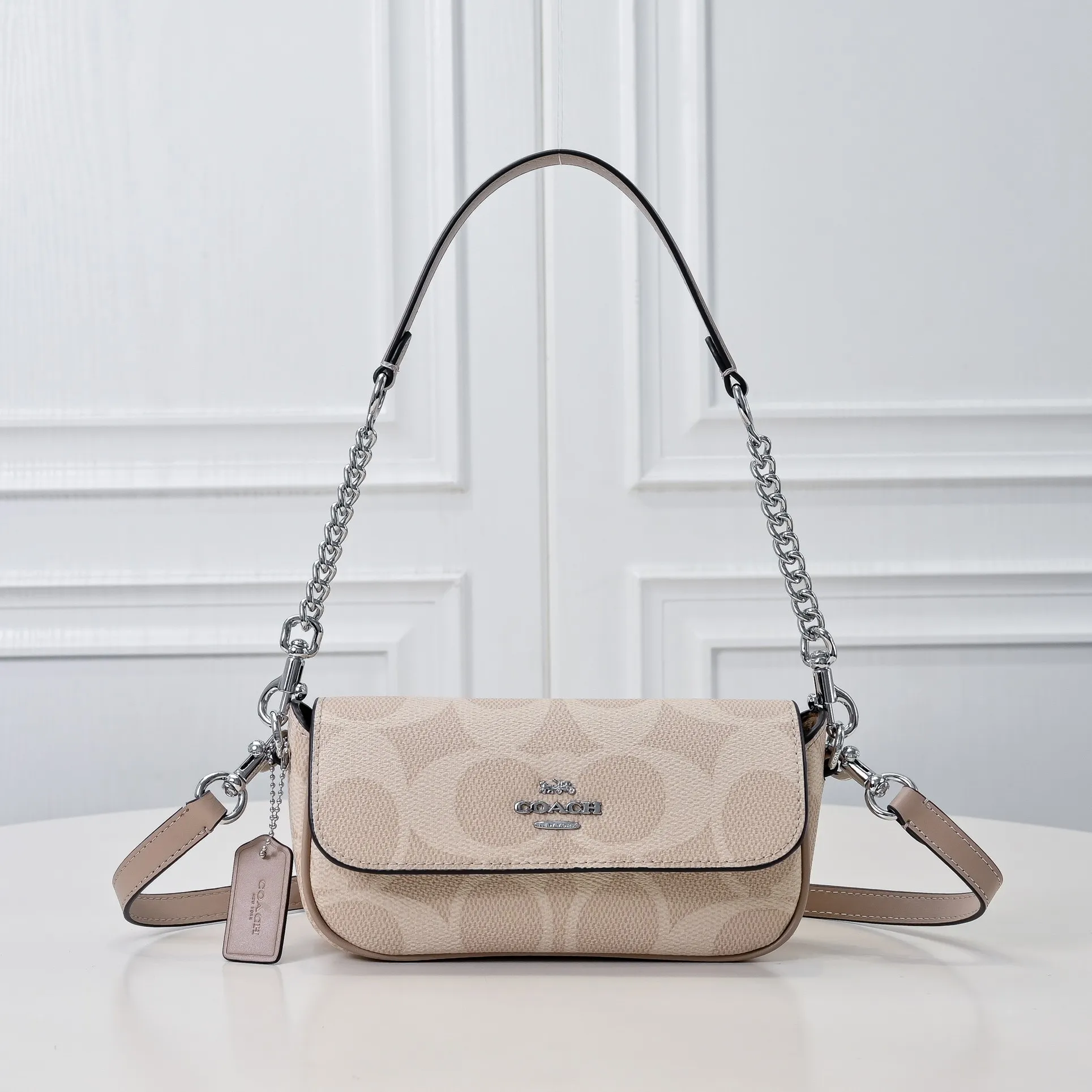 Style number: CAN70 Size: 20*11*5cm