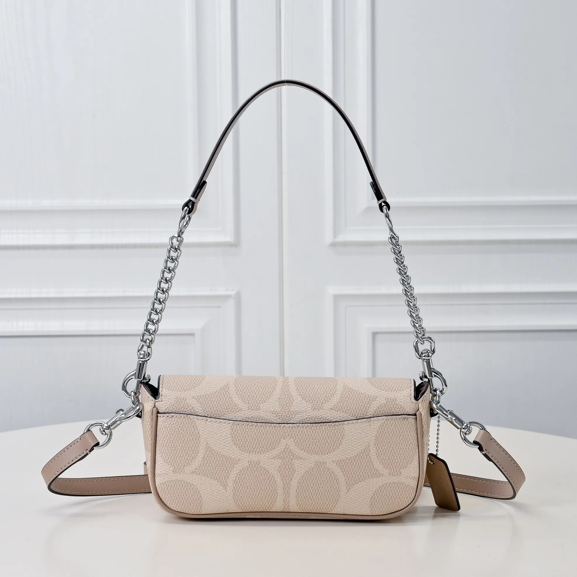 Style number: CAN70 Size: 20*11*5cm
