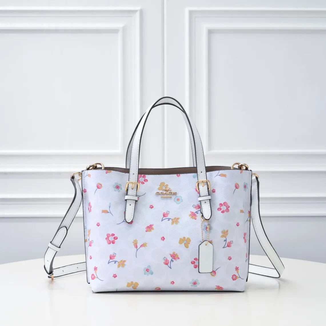 P340 [Top original order] COACH MOLLIE 25 Tote shopping bag, with small floral flowers covering the entire bag, fresh and elegant, full of innocence and romance! Size:25*19*12cm