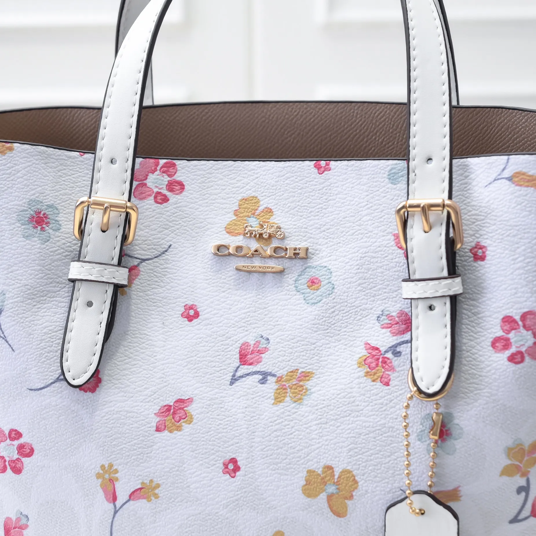 P340 [Top original order] COACH MOLLIE 25 Tote shopping bag, with small floral flowers covering the entire bag, fresh and elegant, full of innocence and romance! Size:25*19*12cm