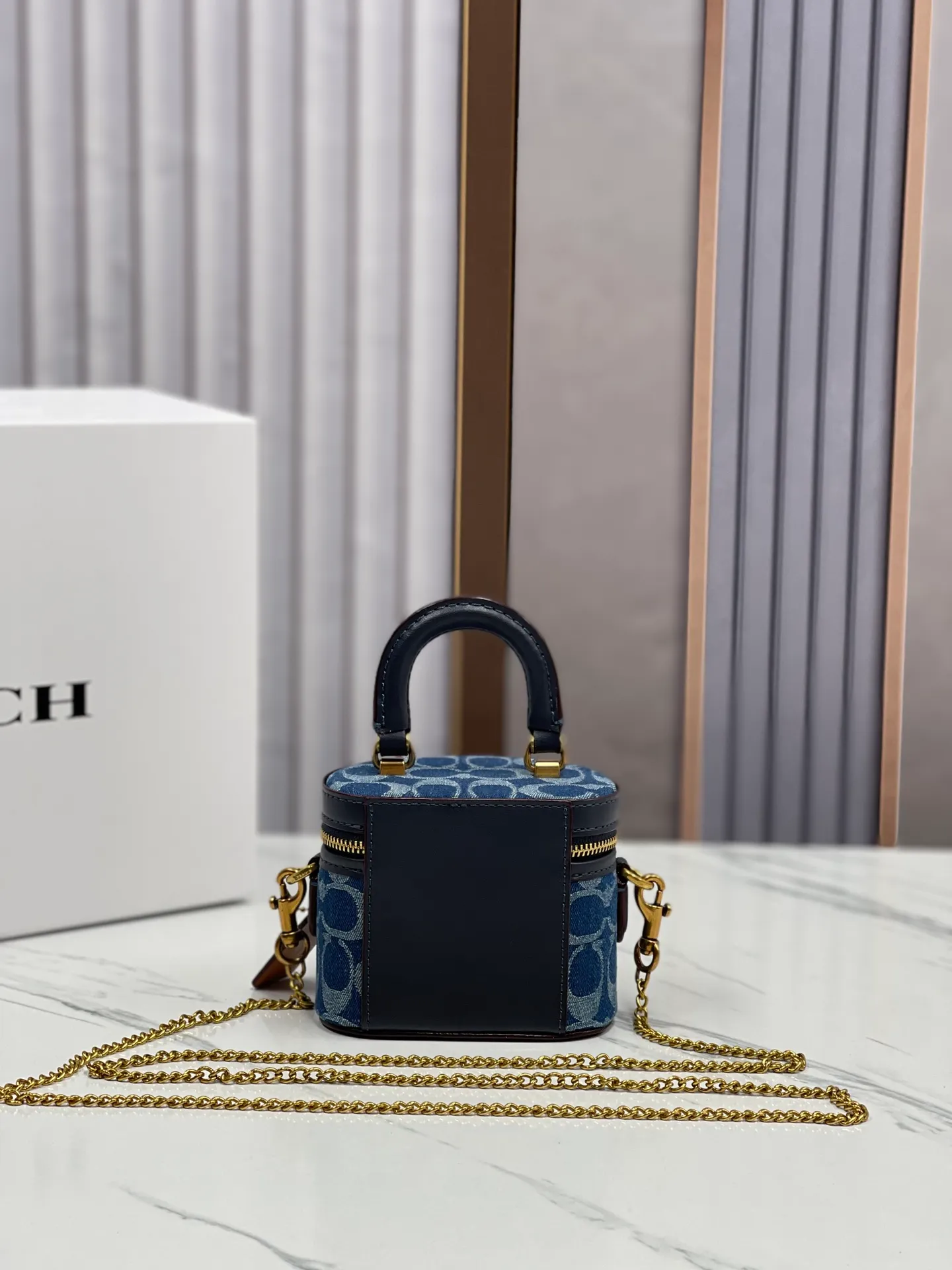 Top original order batch 440💰coach/Coach new trail12 mini box bag CE769, cowhide, original hardware, C-shaped zipper, super shiny, can hold lipstick card bag, car keys and loose powder, size 11.5x9x7.5cm,