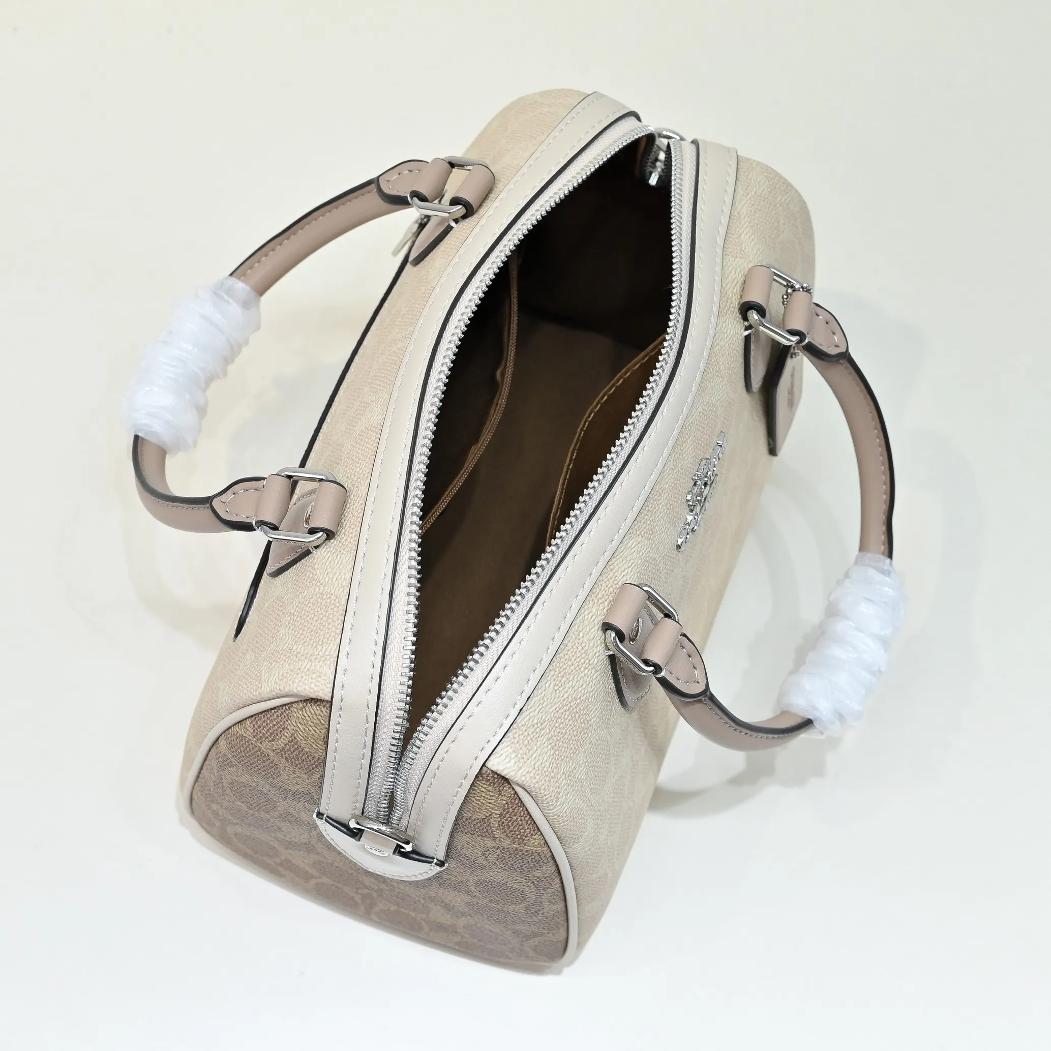 P380【Top original order】Model number: CW377 Size: 25*15*12cm