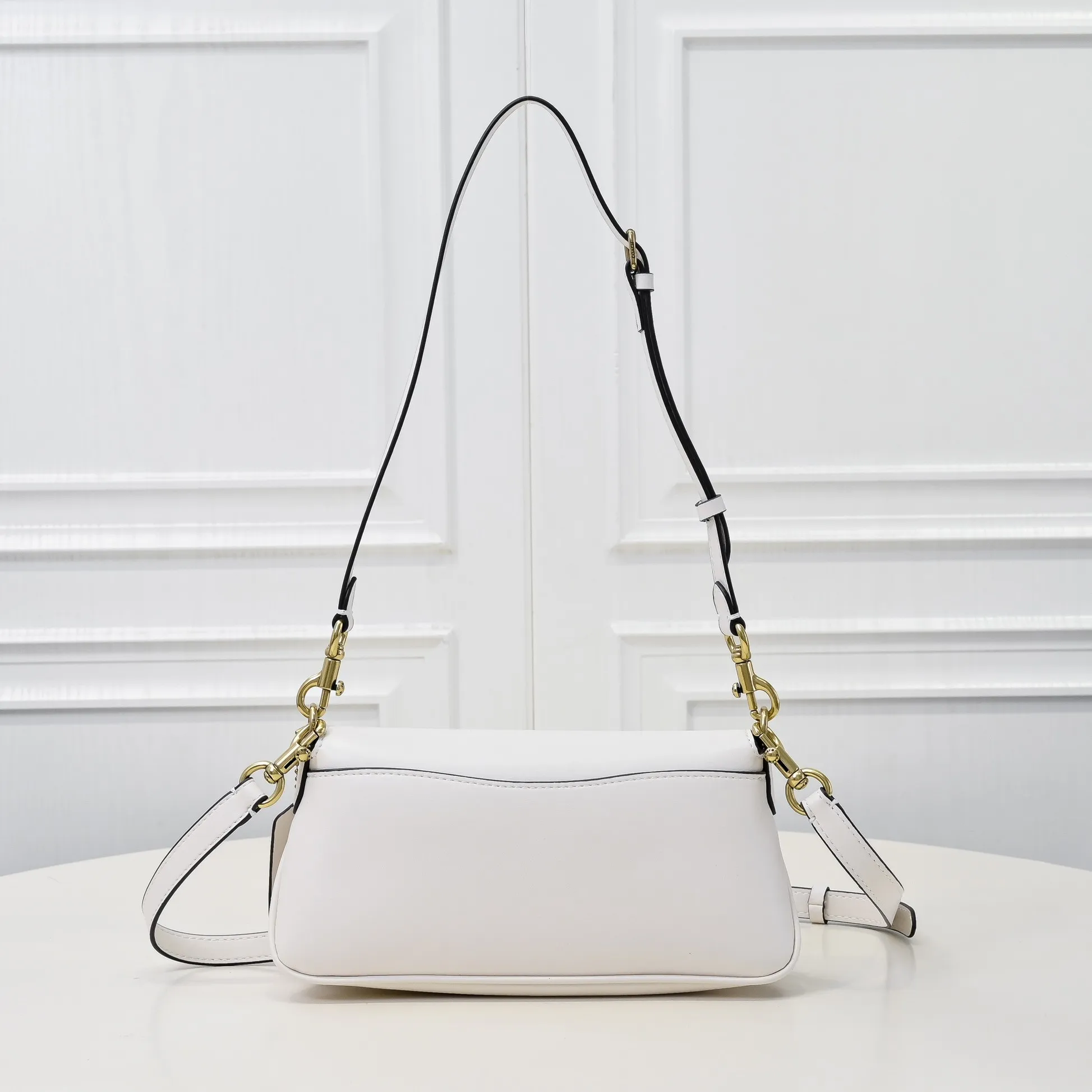 Style number: CAM16 Size: 25*11.5*5cm