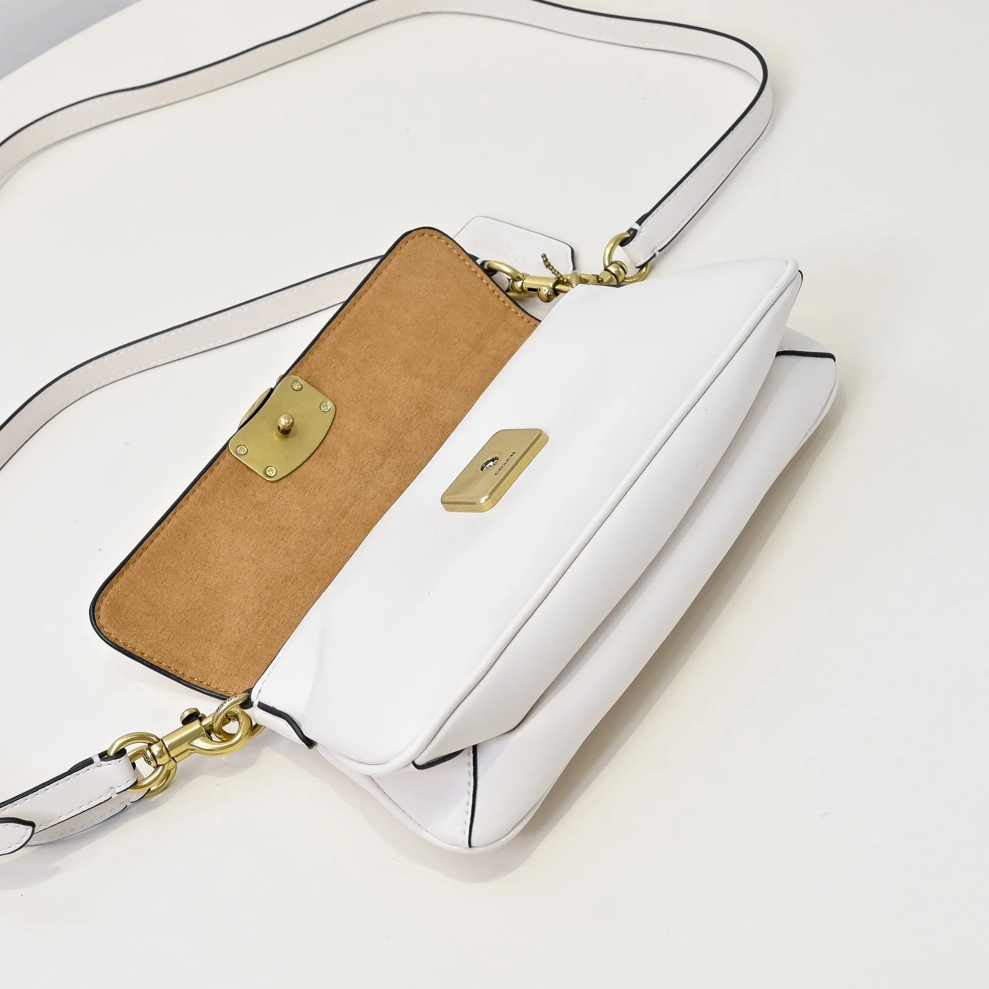 Style number: CAM16 Size: 25*11.5*5cm