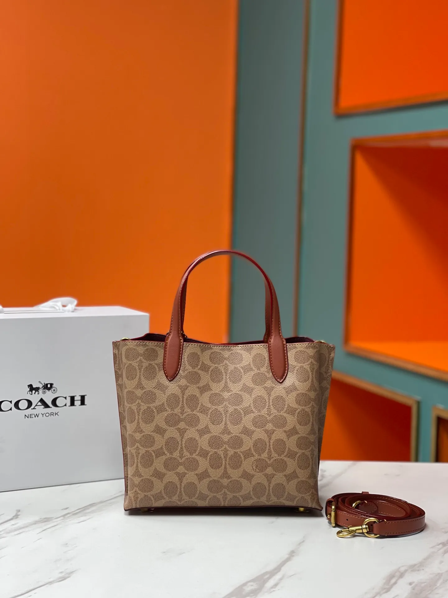 Top original order batch 420💰 coach/Coach new counter model new willow tote24 portable crossbody bag, c8562, mini, size 24.20.10,