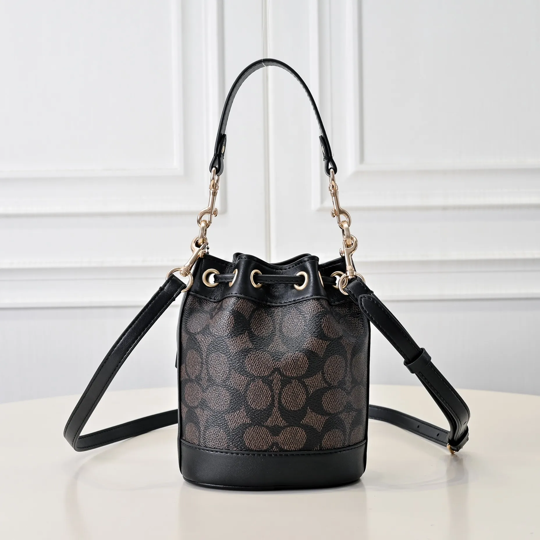 P360 [Top original order] Style number: CW299 Size: 14*16.5*9cm