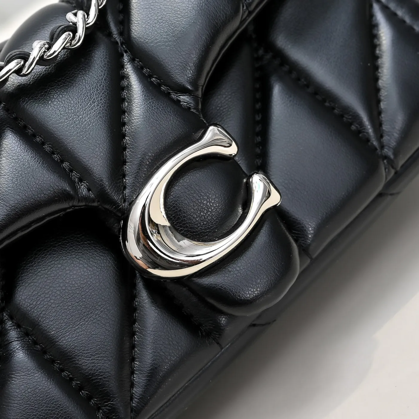 P420 [Top original order] Small silver buckle Style number: CP298 Size: 20*11*7cm