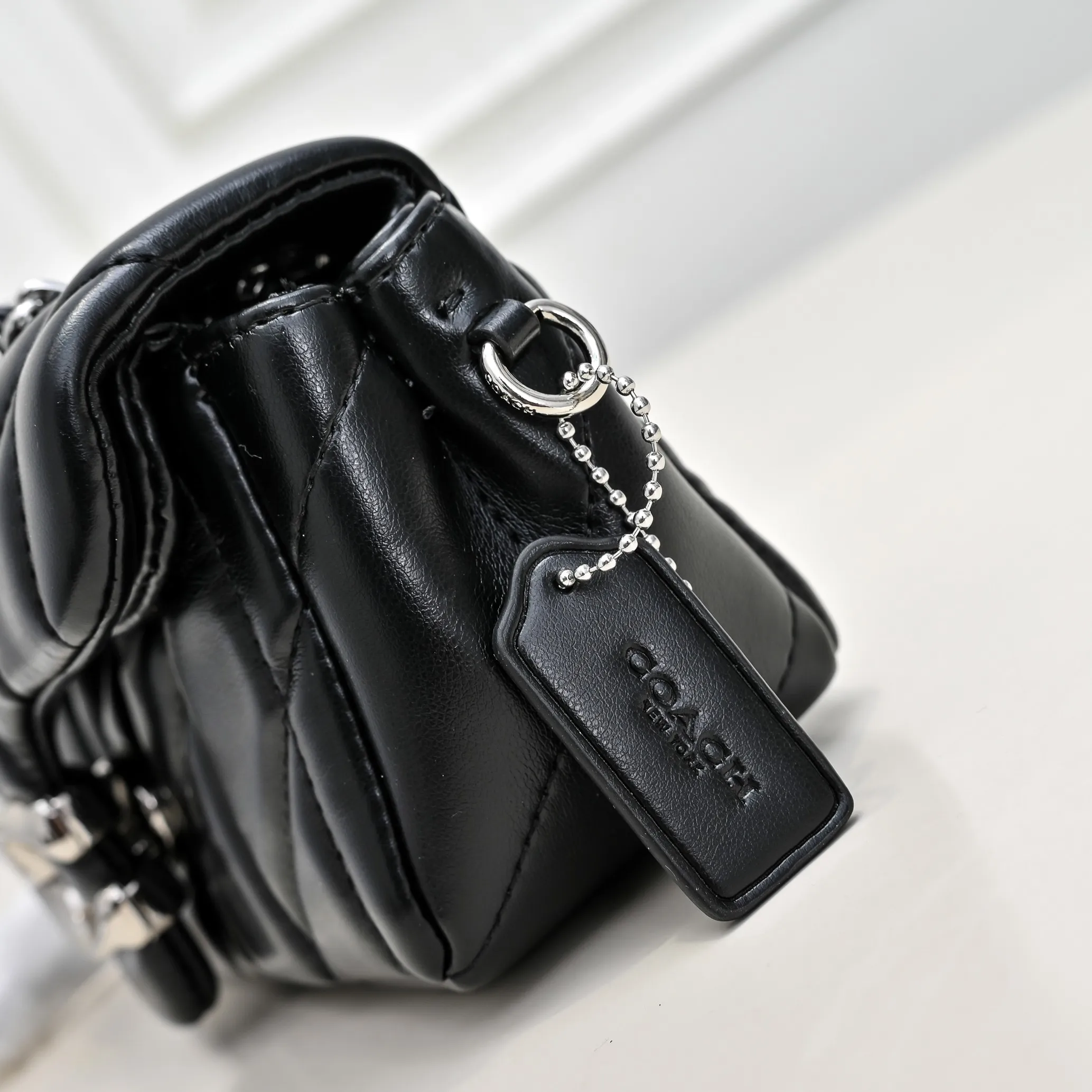 P420 [Top original order] Small silver buckle Style number: CP298 Size: 20*11*7cm