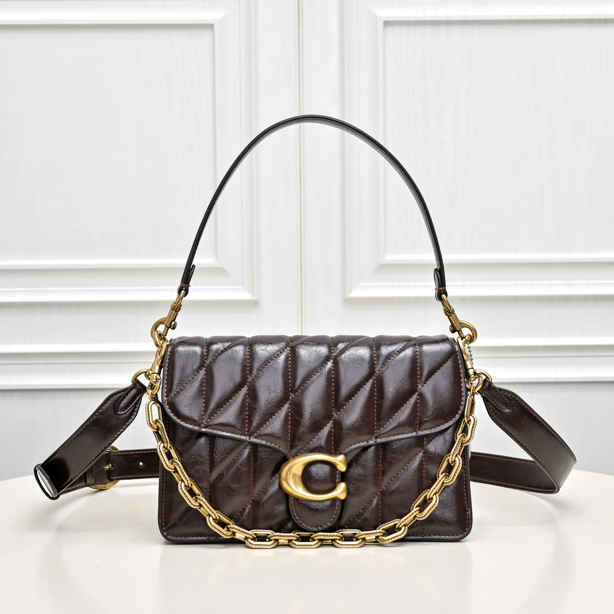 Style number: CAF53 Size: 26*17*9cm