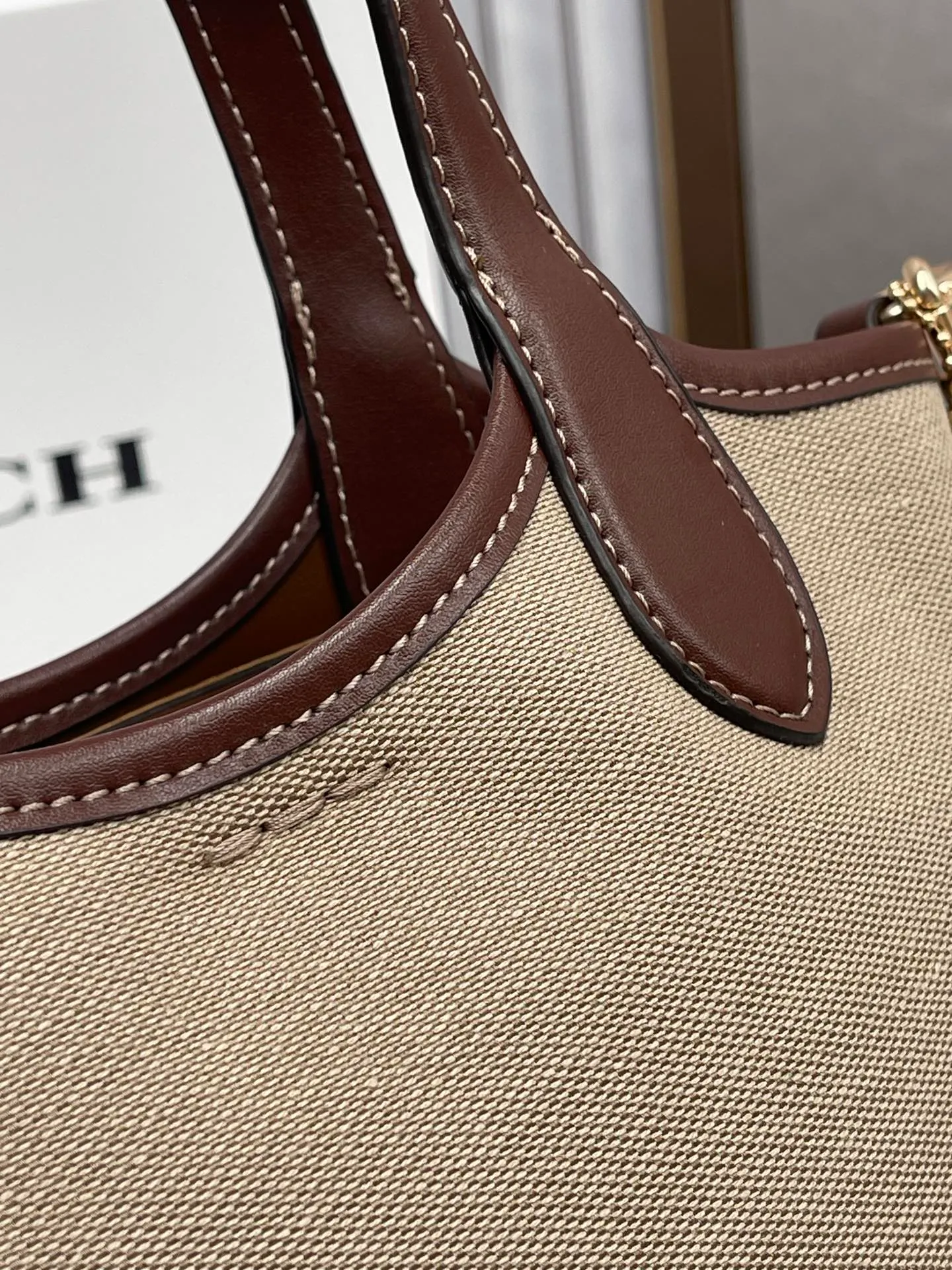 Top original order, batch 380💰COACH new model: CR169 cloth, C HANNA bucket bag, hand-held crossbody bag, canvas vegetable basket, small body, large capacity, good-looking and practical 19.5*17.5*13cm