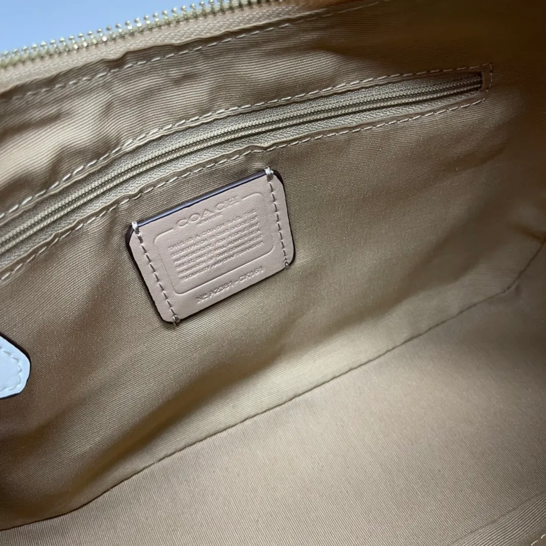 Top original order batch 430💰COACH/Coach official outlet style women's leather college style single shoulder crossbody handbag armpit bag. Model CK161. 29 X23 X23