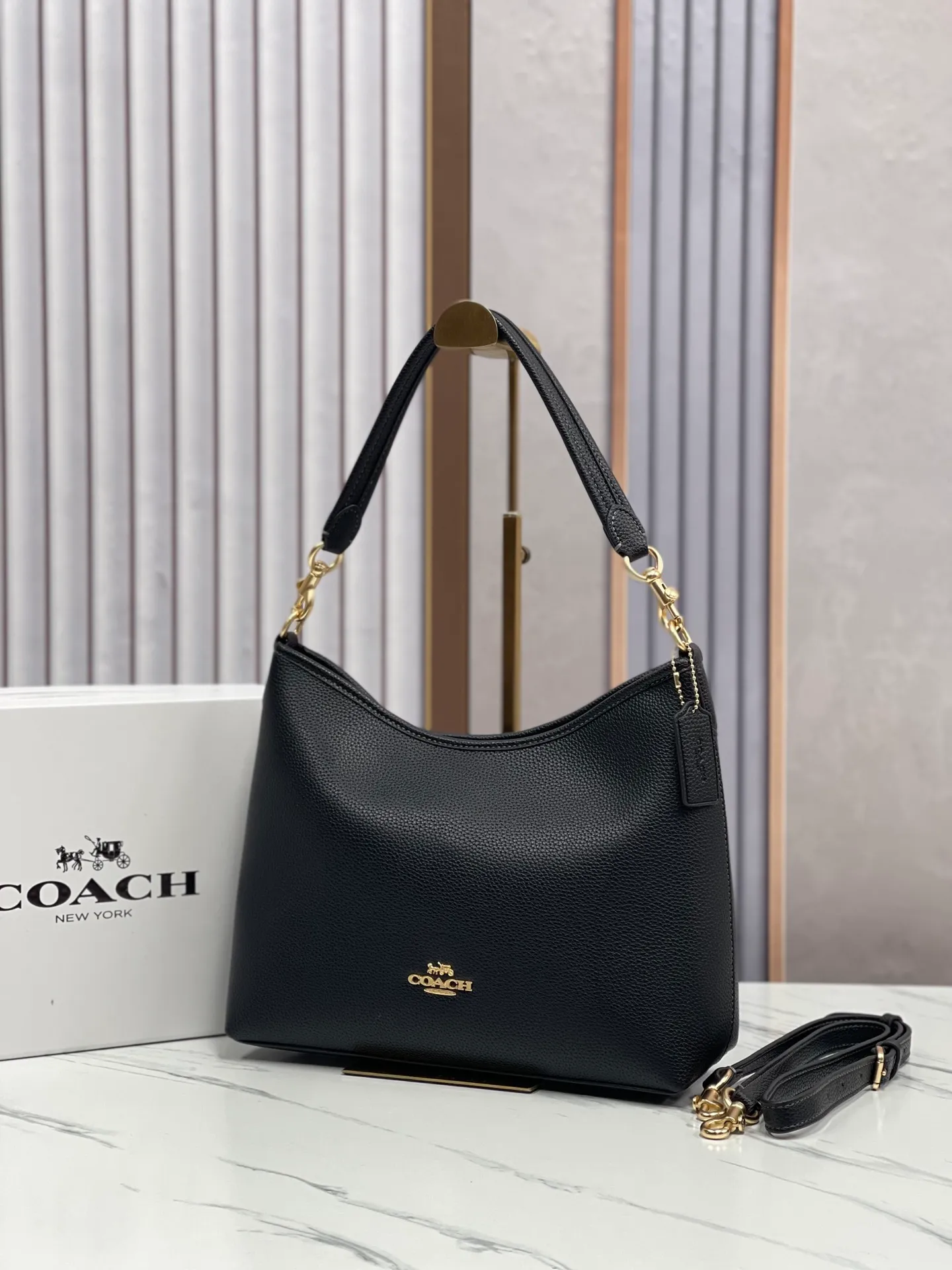 Top original order, batch 420💰Koujia counter synchronization. New underarm bag Laurela single shoulder crossbody portable hobo bag Style number: CR149 Size: 28-18-11cm