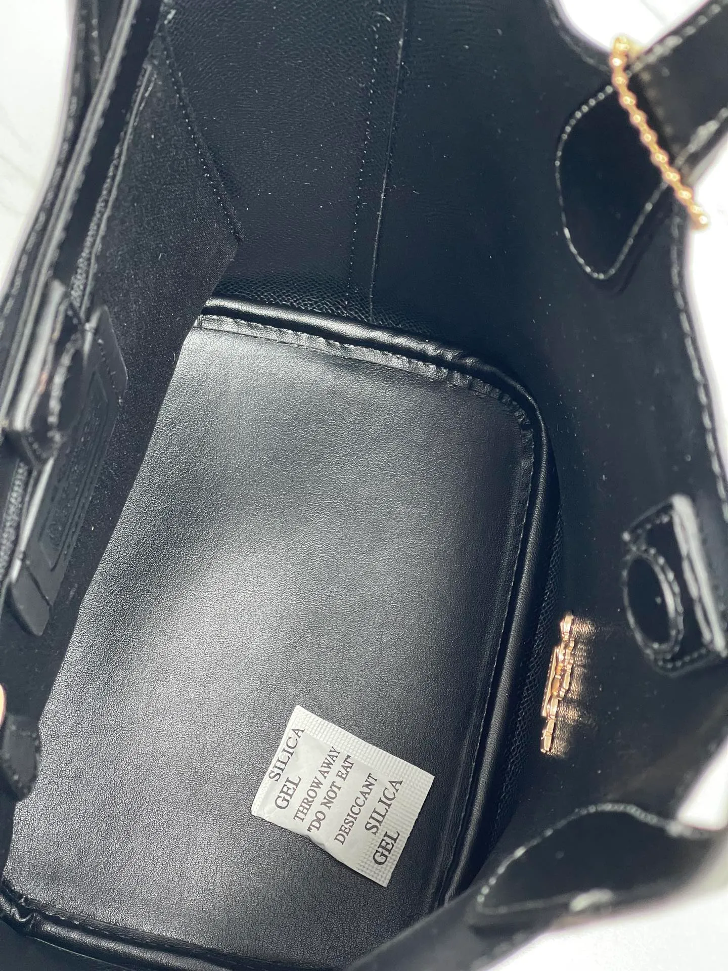 Batch 380💰COACH new model: CR256 presbyopia, HANNA bucket bag, hand-held crossbody bag, vegetable basket, small body, large capacity, good-looking and practical 19.5*17.5*13cm