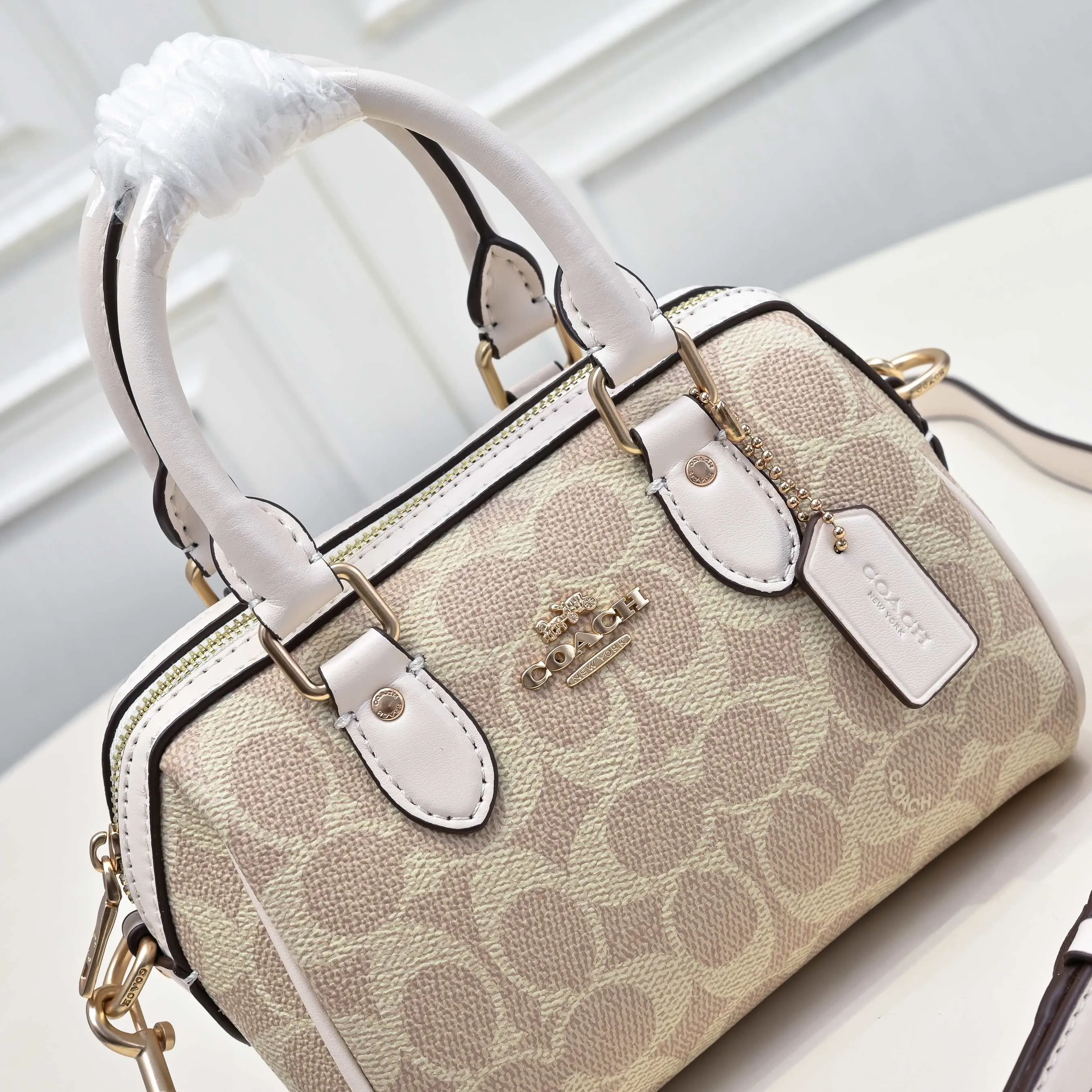 P340【Top original order】Model number: CW330 Size: 17.5*12*10cm