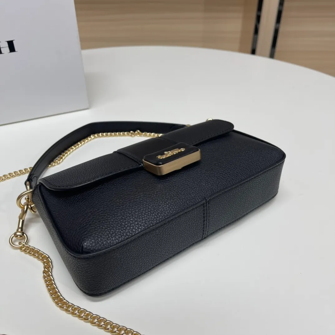 Batch 420💰COACH Classic Outlet New GRACE flip shoulder crossbody bag for women, model CC033. Size: 22X12.5X5.5