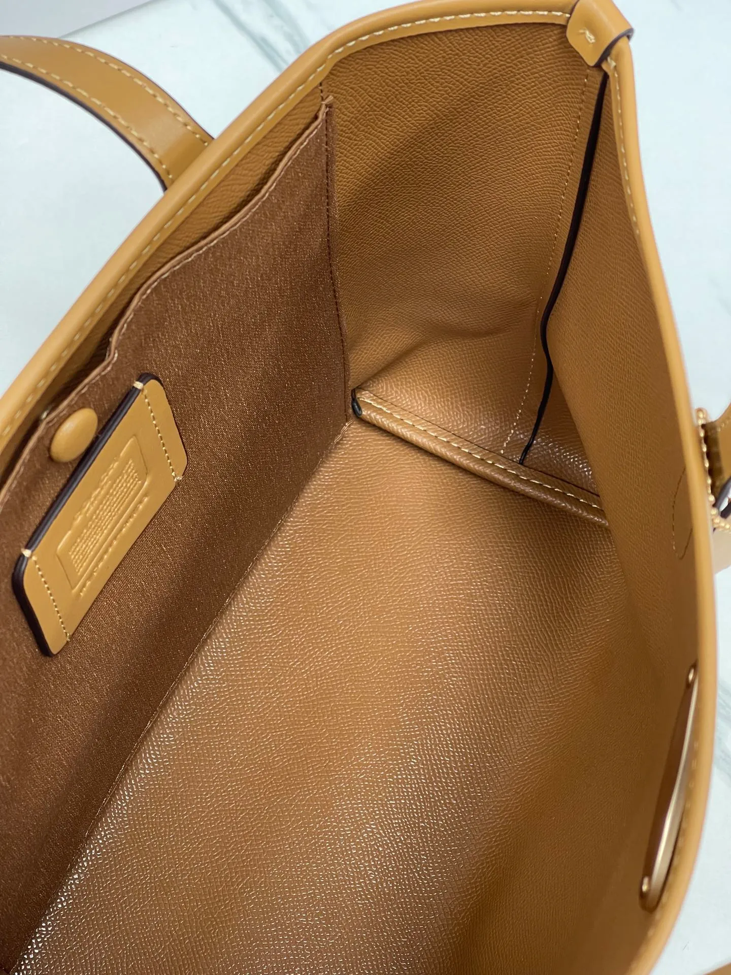 Top original order batch 340💰coach/Coach new new product CN733 CN183 Latest carriage mini double-sided tote bag shopping bag top original order batch VC with leather CITY classic logo coated canvas with smooth leather details. Internal zip pocket. Size 23·11·20.5