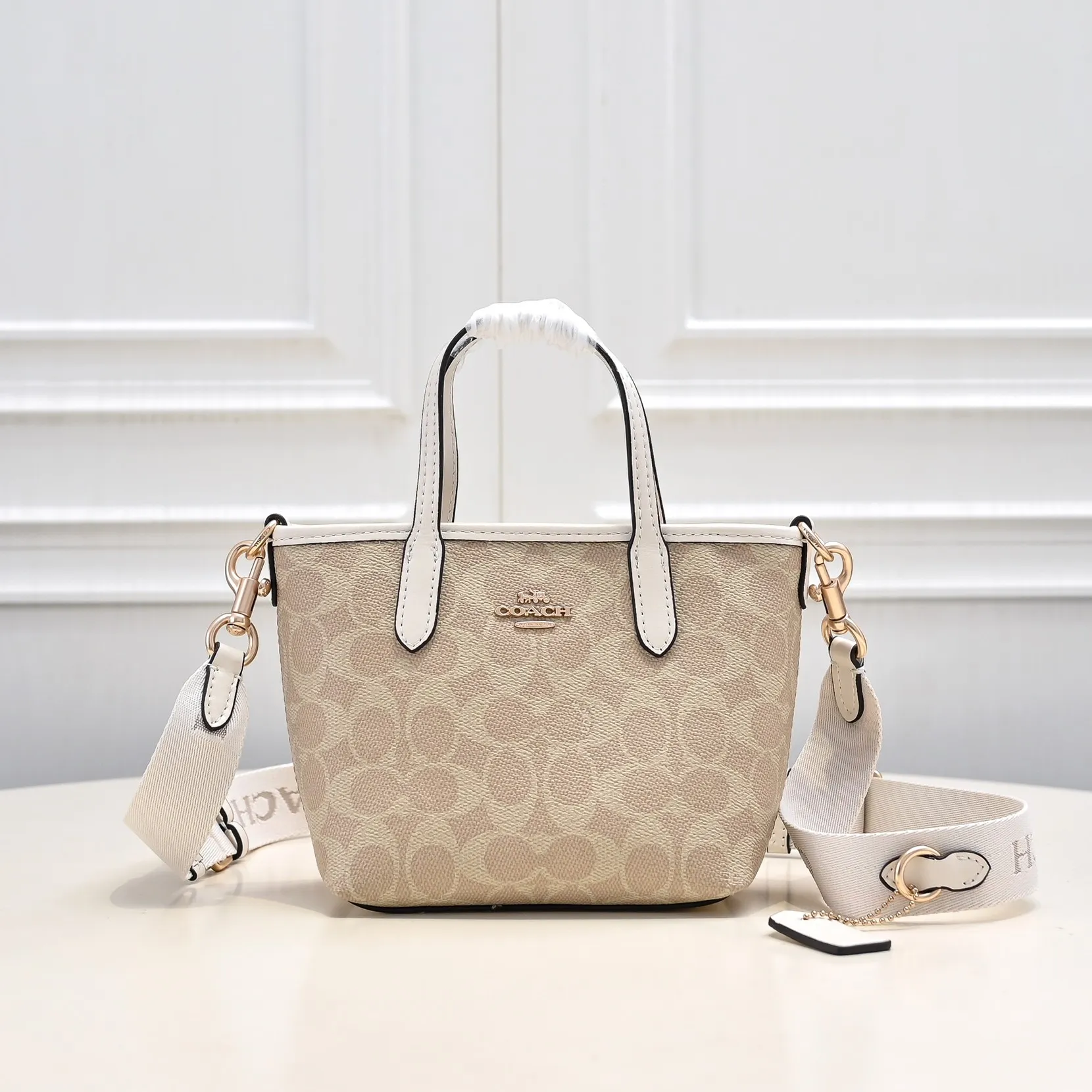 P300【Top original order】Model number: CW032 Size: 20*14*9cm