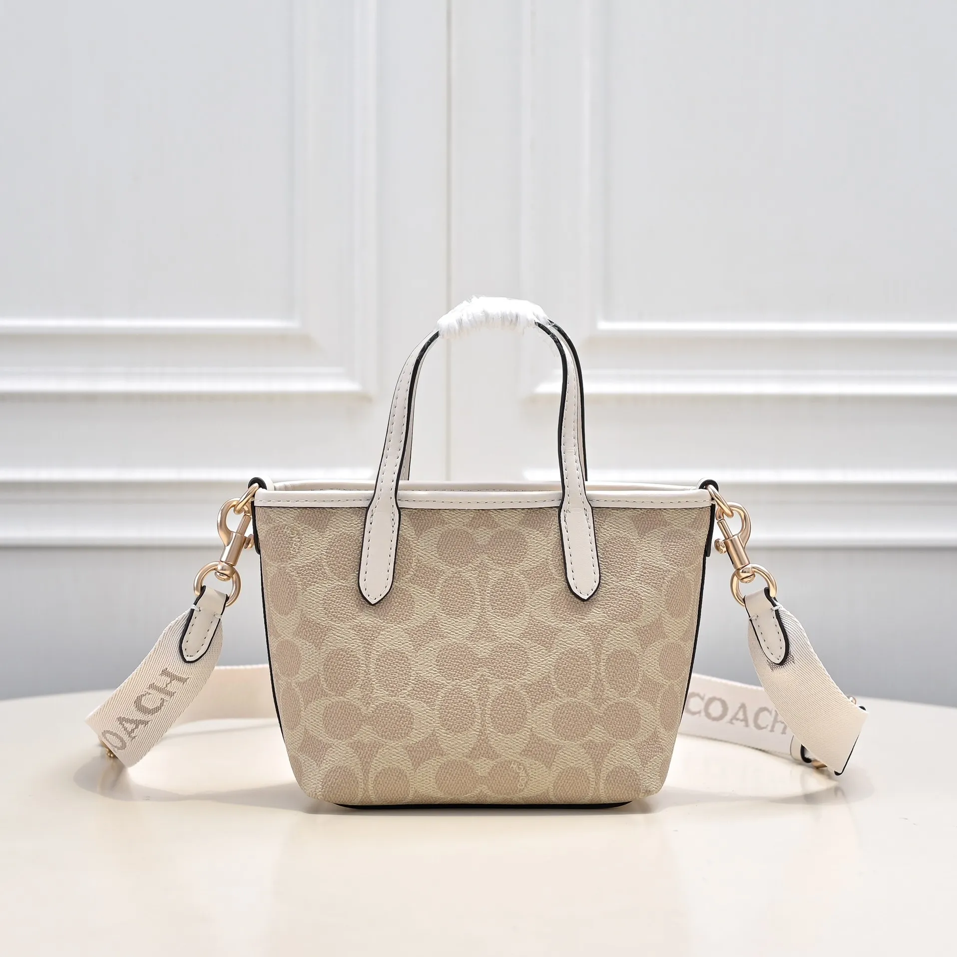 P300【Top original order】Model number: CW032 Size: 20*14*9cm